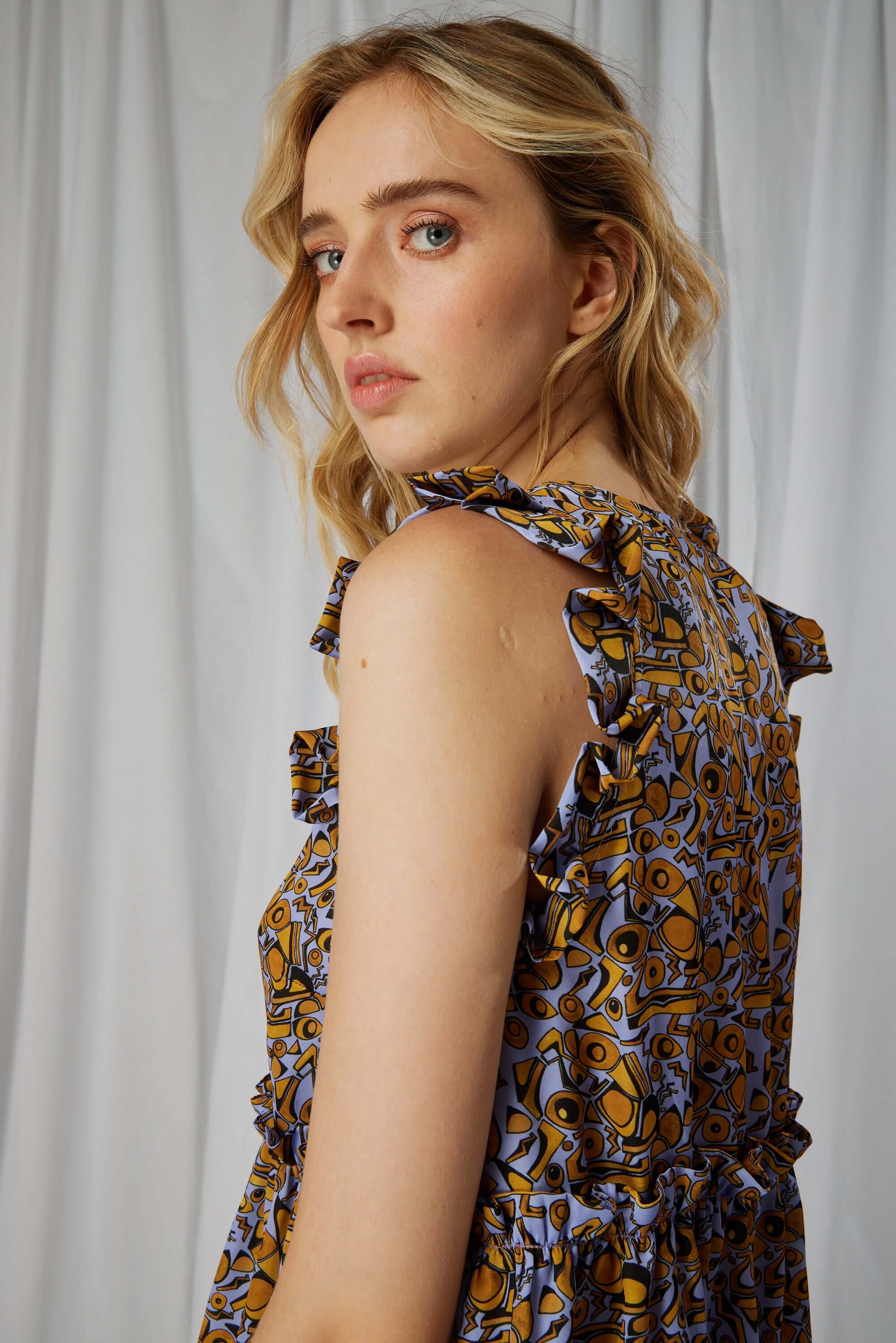 Kaya blouse in Art Deco Factory print