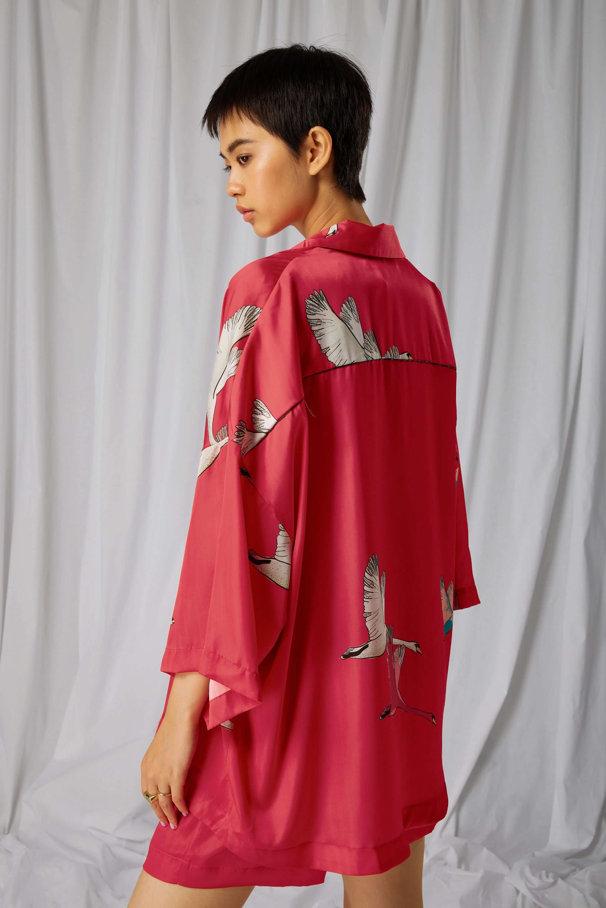 Pyjama Eilish in pink Swan print