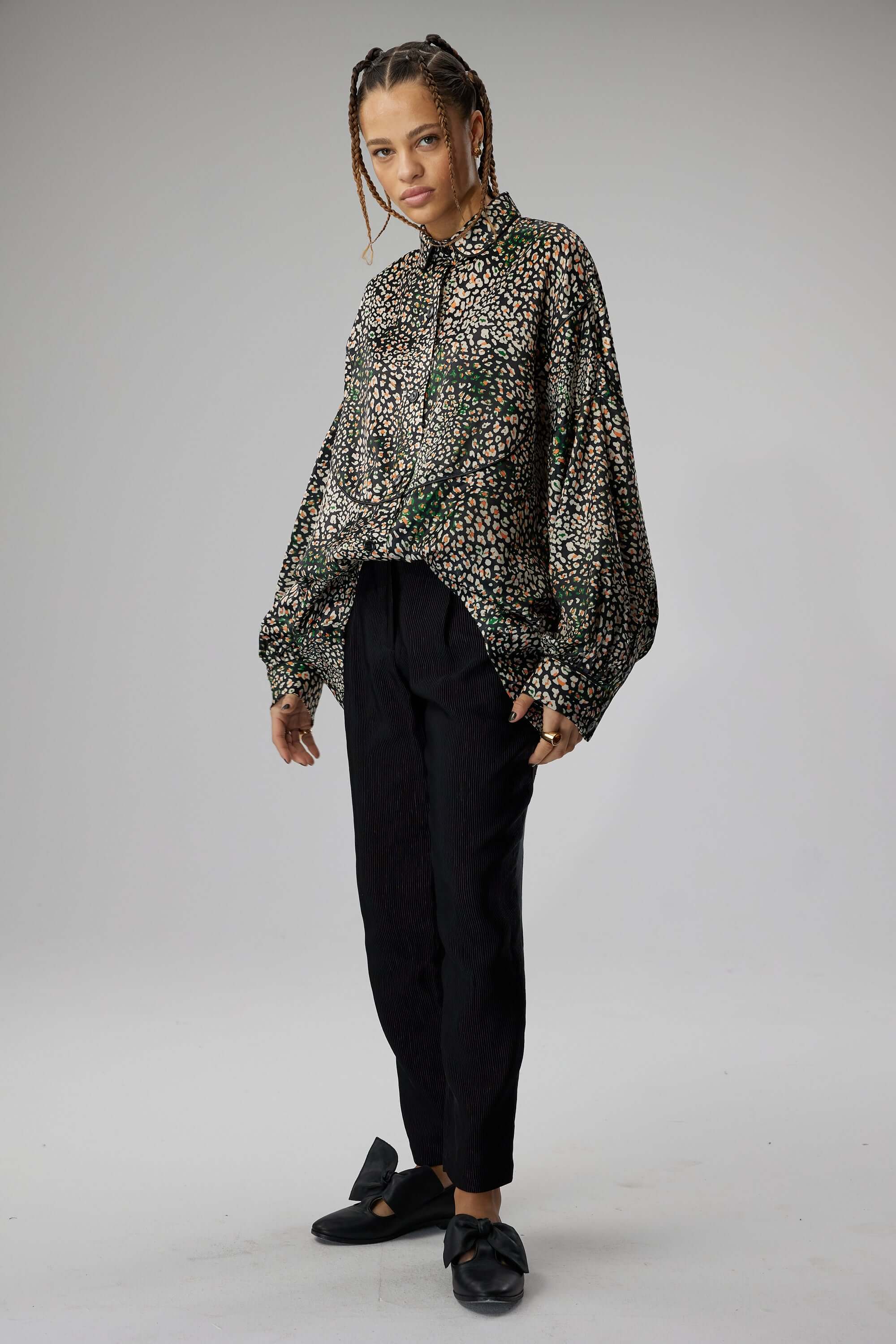 Tasman shirt in wild Leopard print