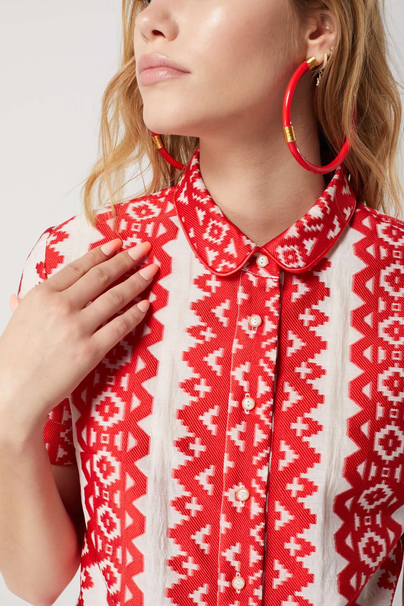 Doria shirt in Dalton embroidery