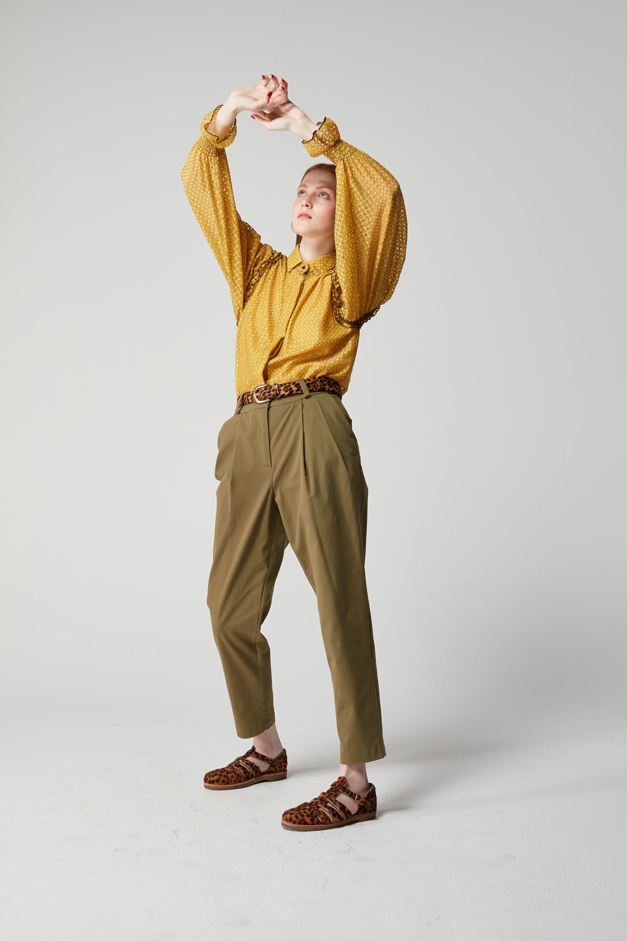 Imogen shirt in Honeycombs lace