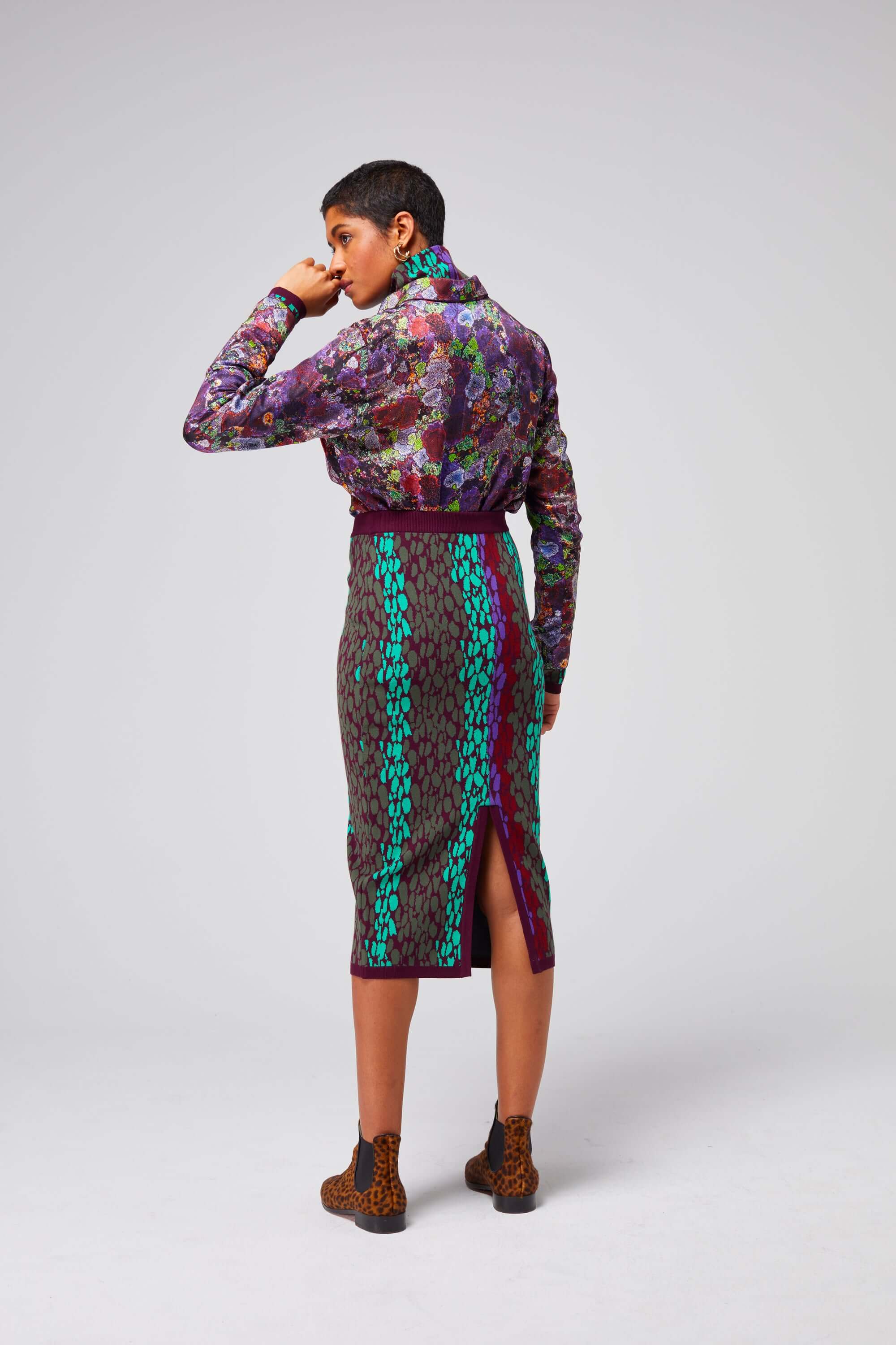 Dori shirt in Purple Lichen print