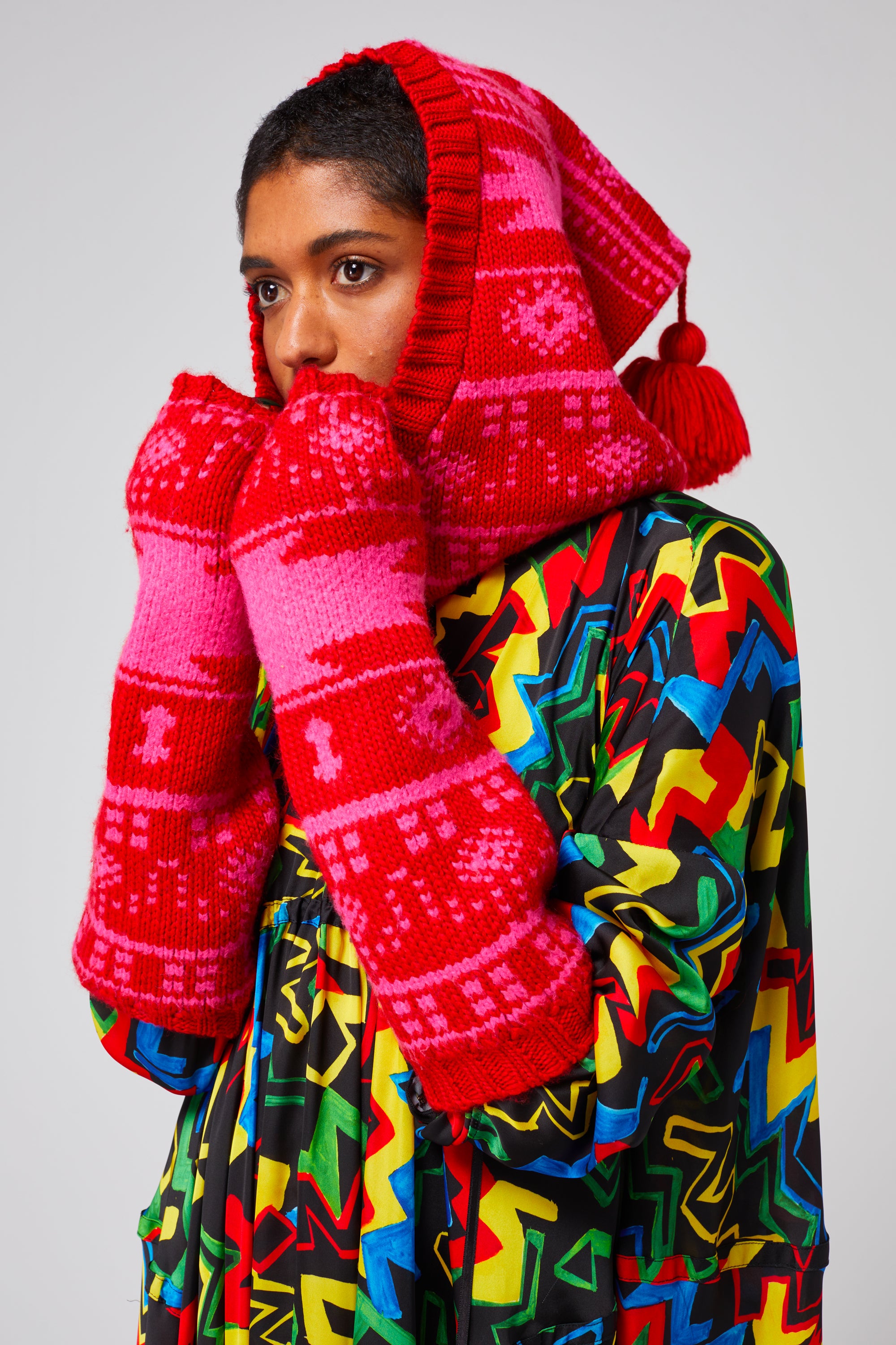 Hood in Raspberry knit