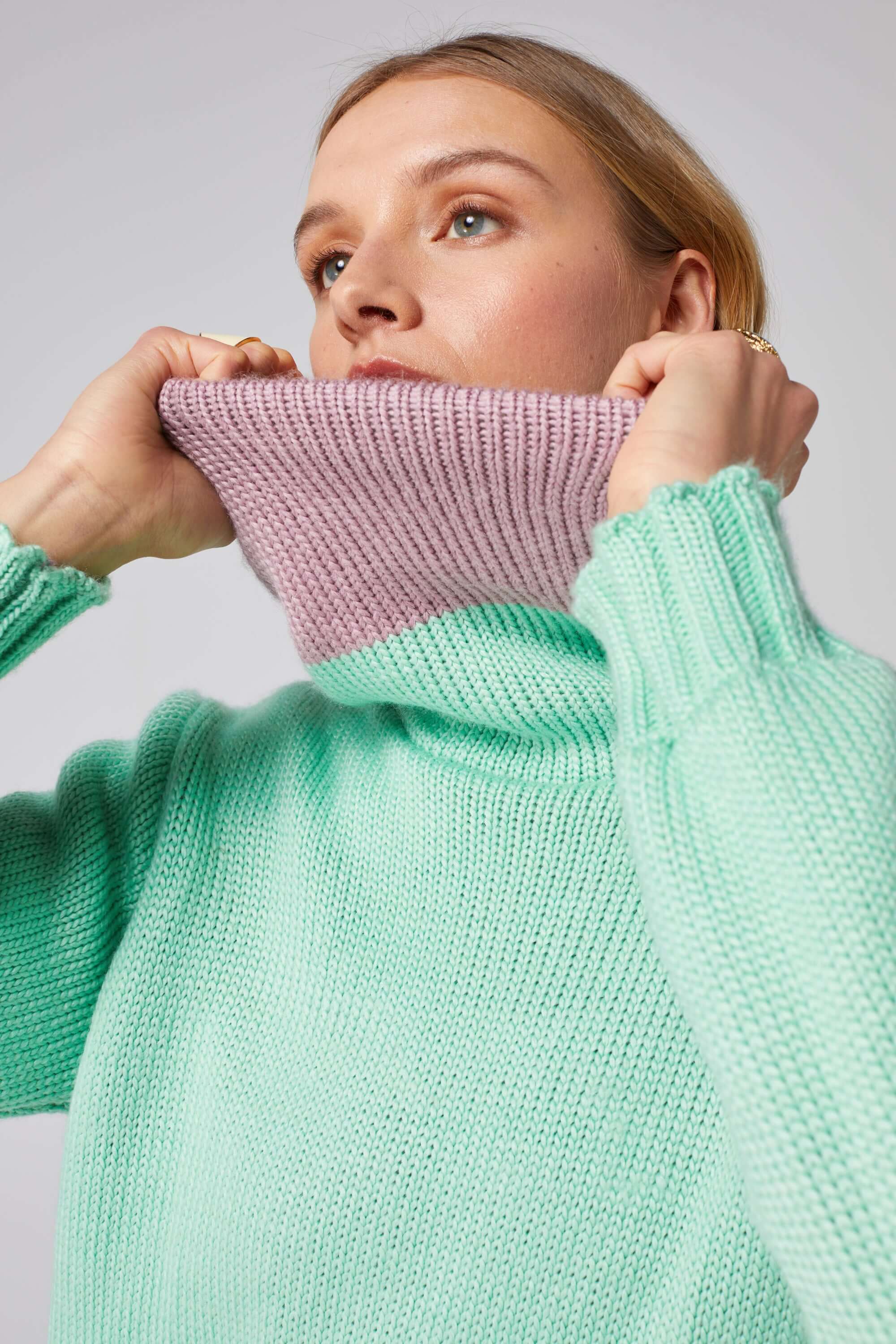Bobbi sweater in Lake knit | Heimstone