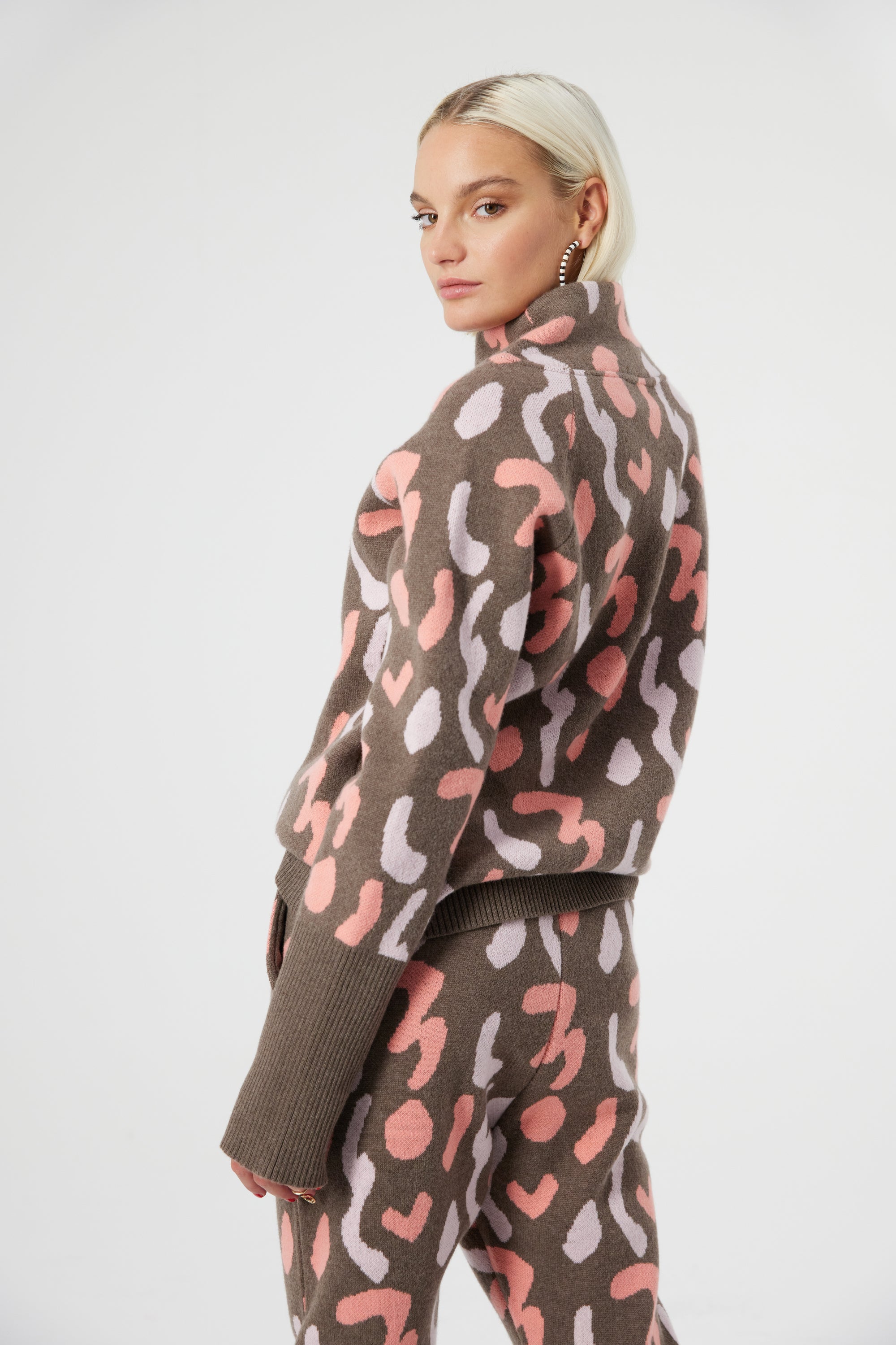 Pull Reeno en cachemire Tag