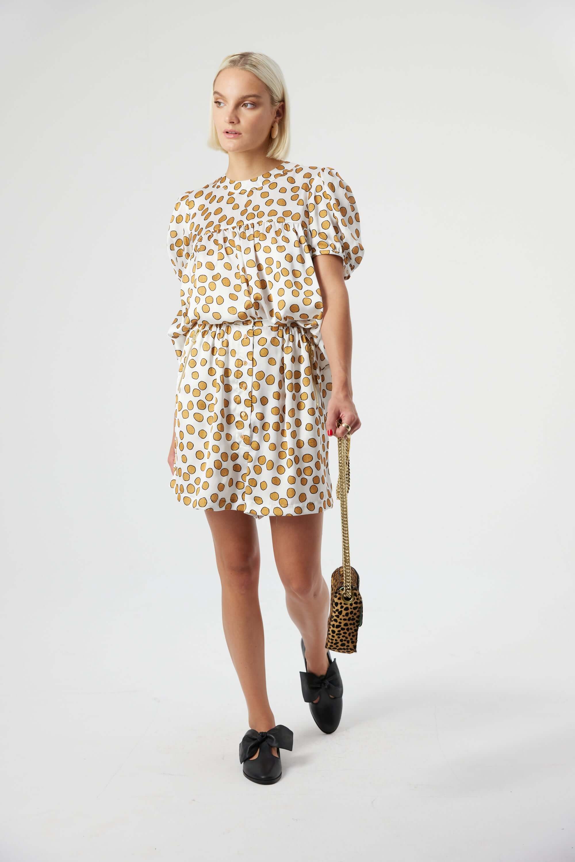 Doll short in white XXL Messy Dots | Heimstone