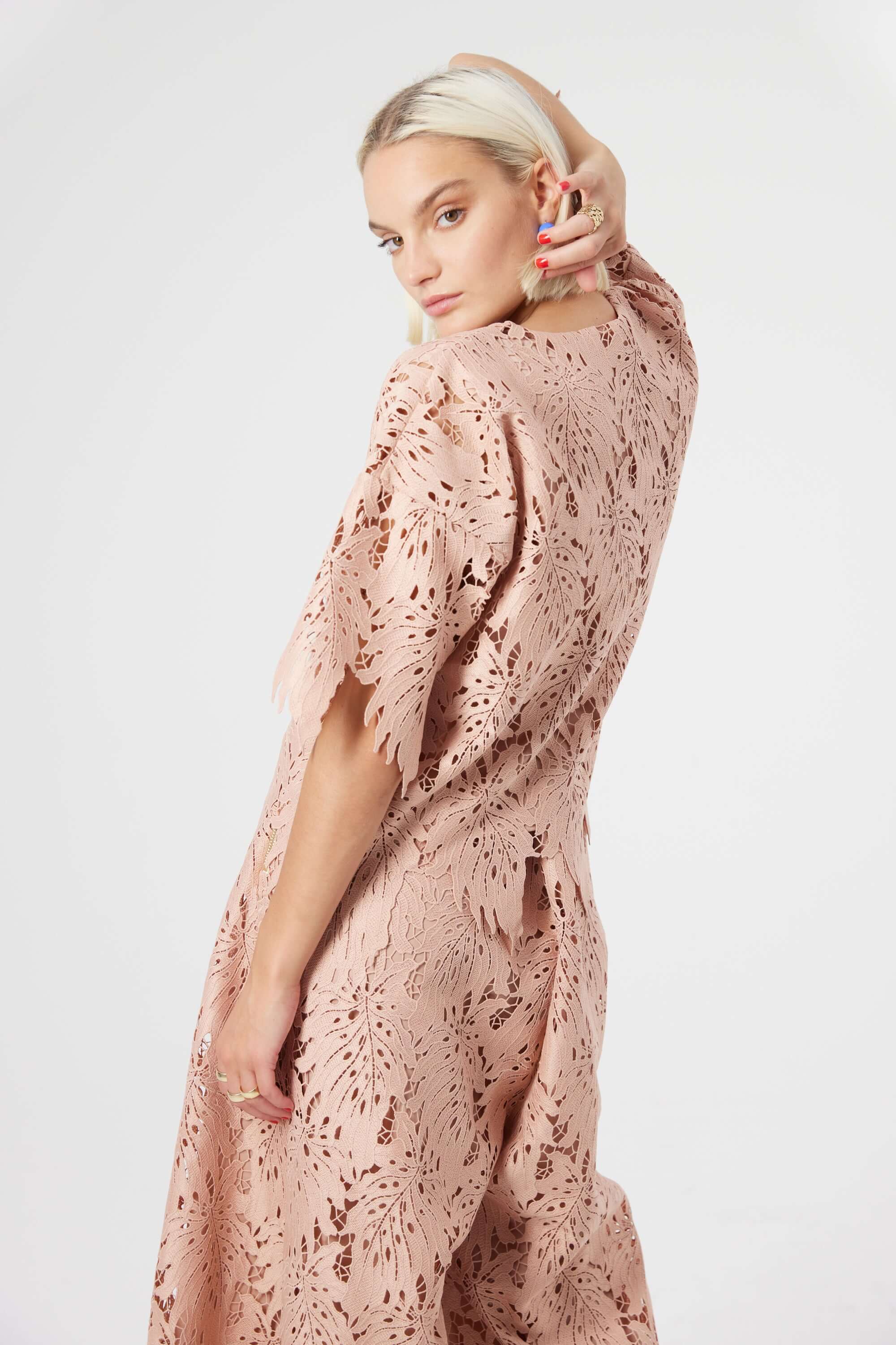 Wallace t-shirt in Dust lace | Heimstone