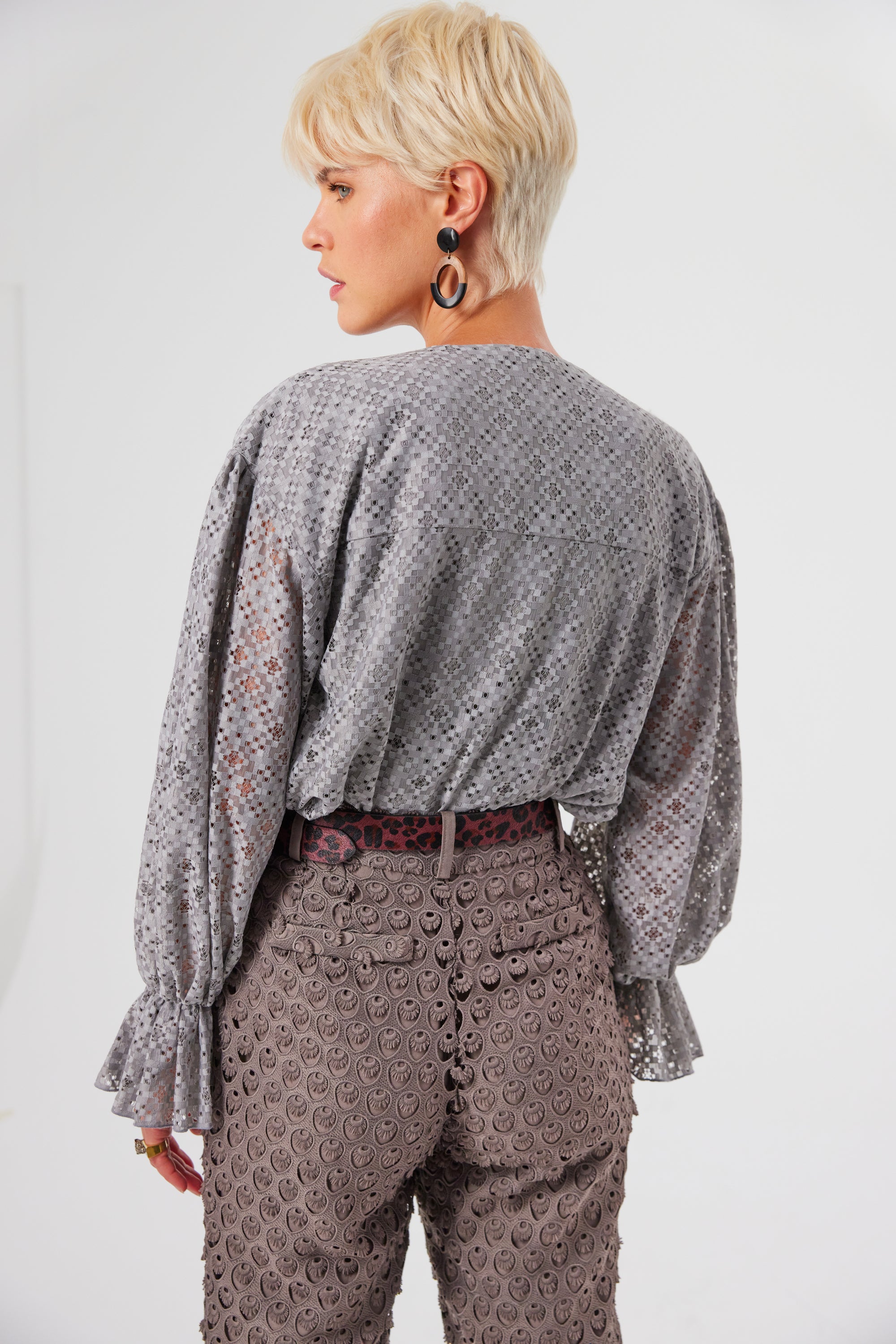 Chemise Trigalière en dentelle Zinc