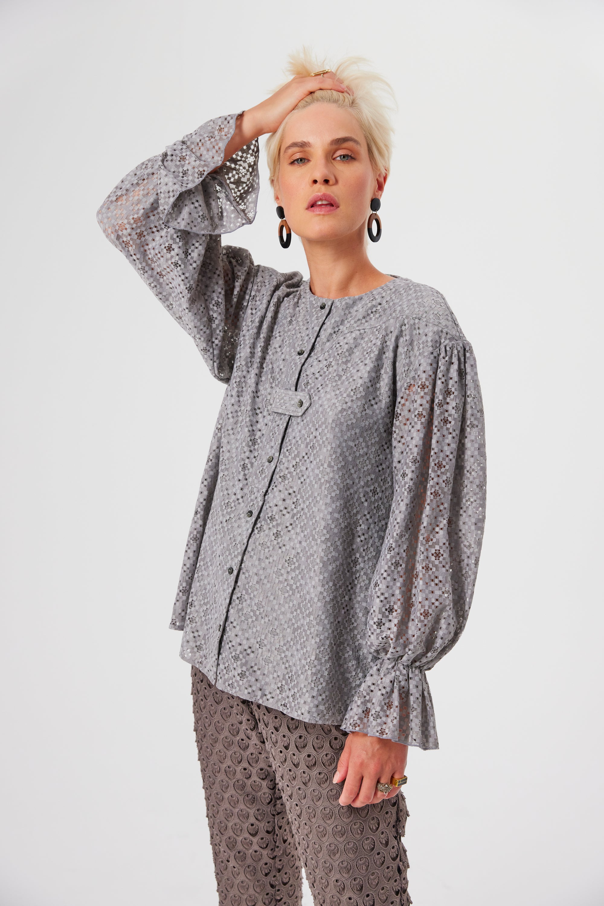 Chemise Trigalière en dentelle Zinc