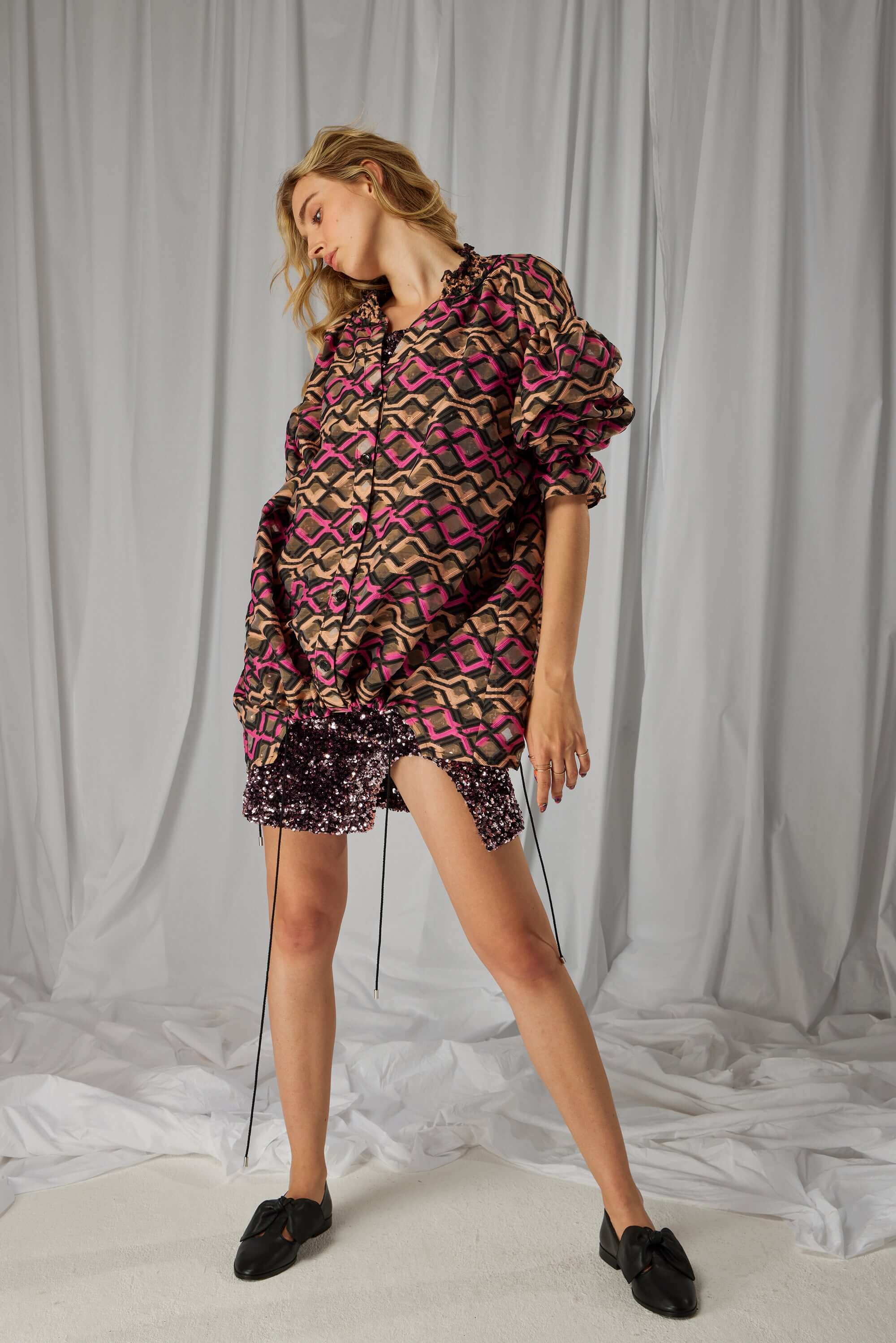 Owen shirt Organza embroidery Matrix