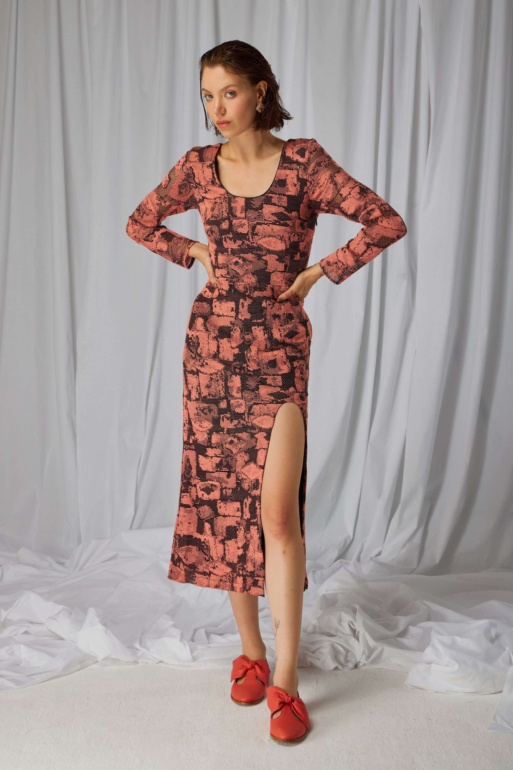 Pete dress in Brutalistic lace