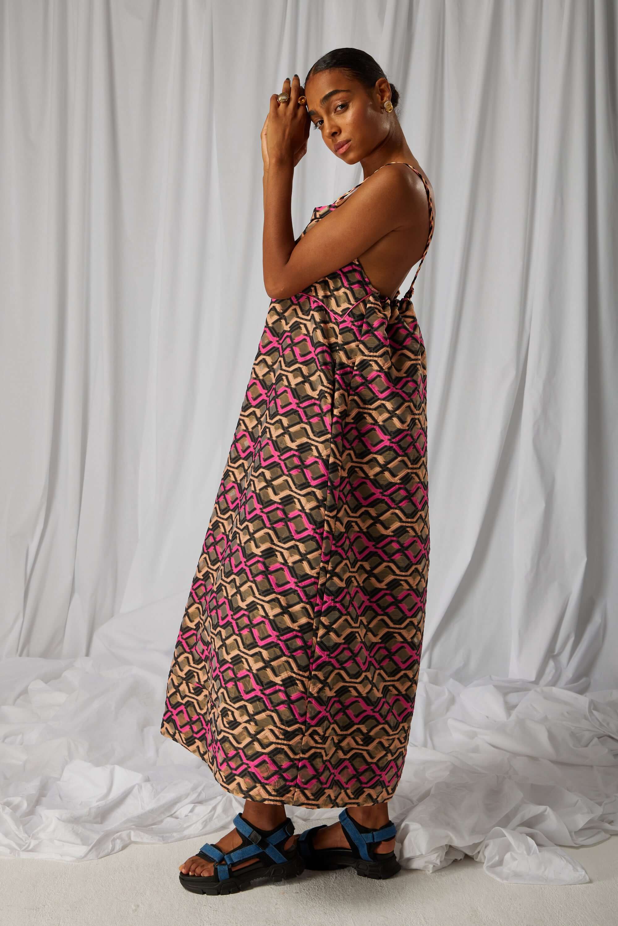 Rita dress in Organza embroidery Matrix