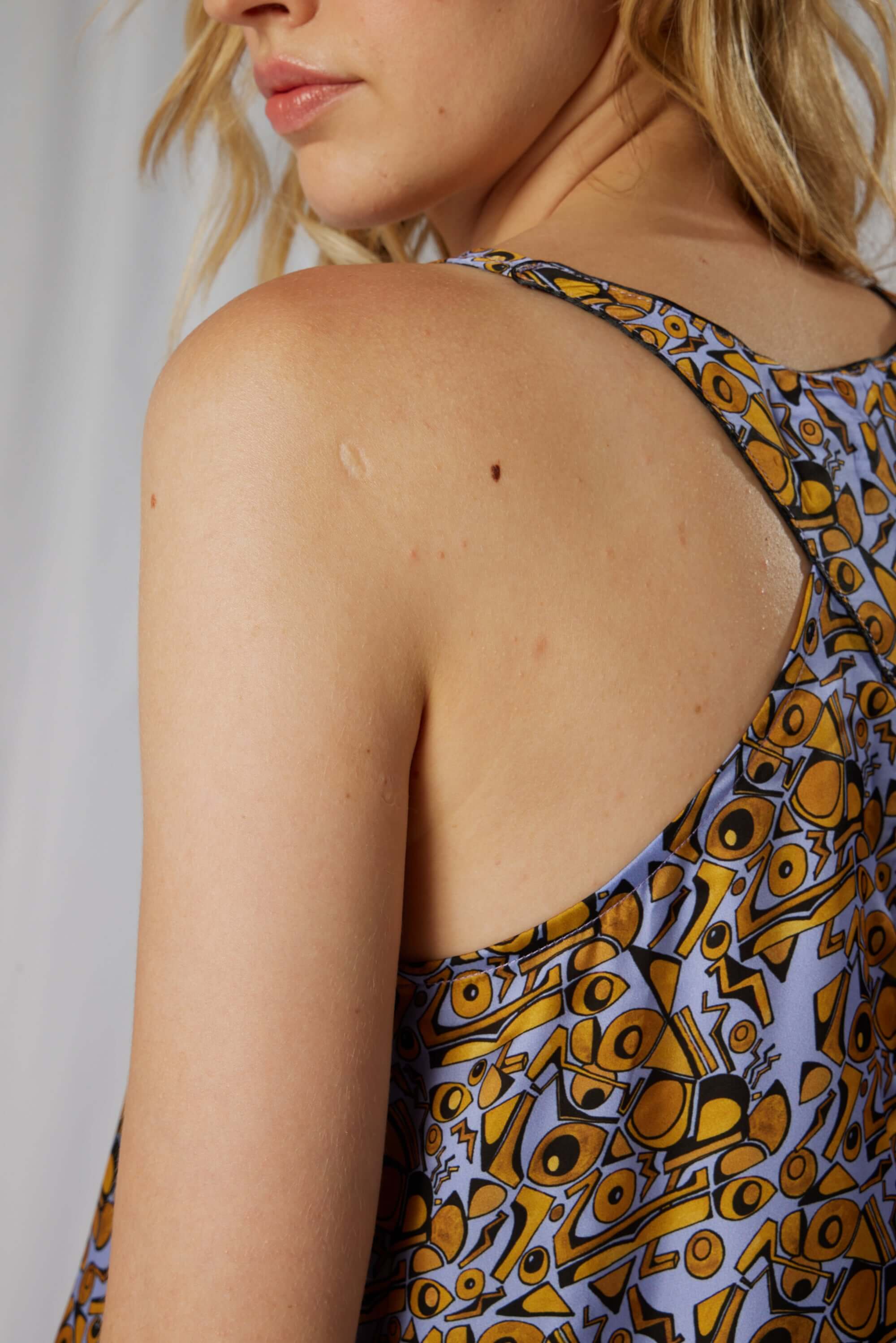 Top long Java en imprimé Art Déco