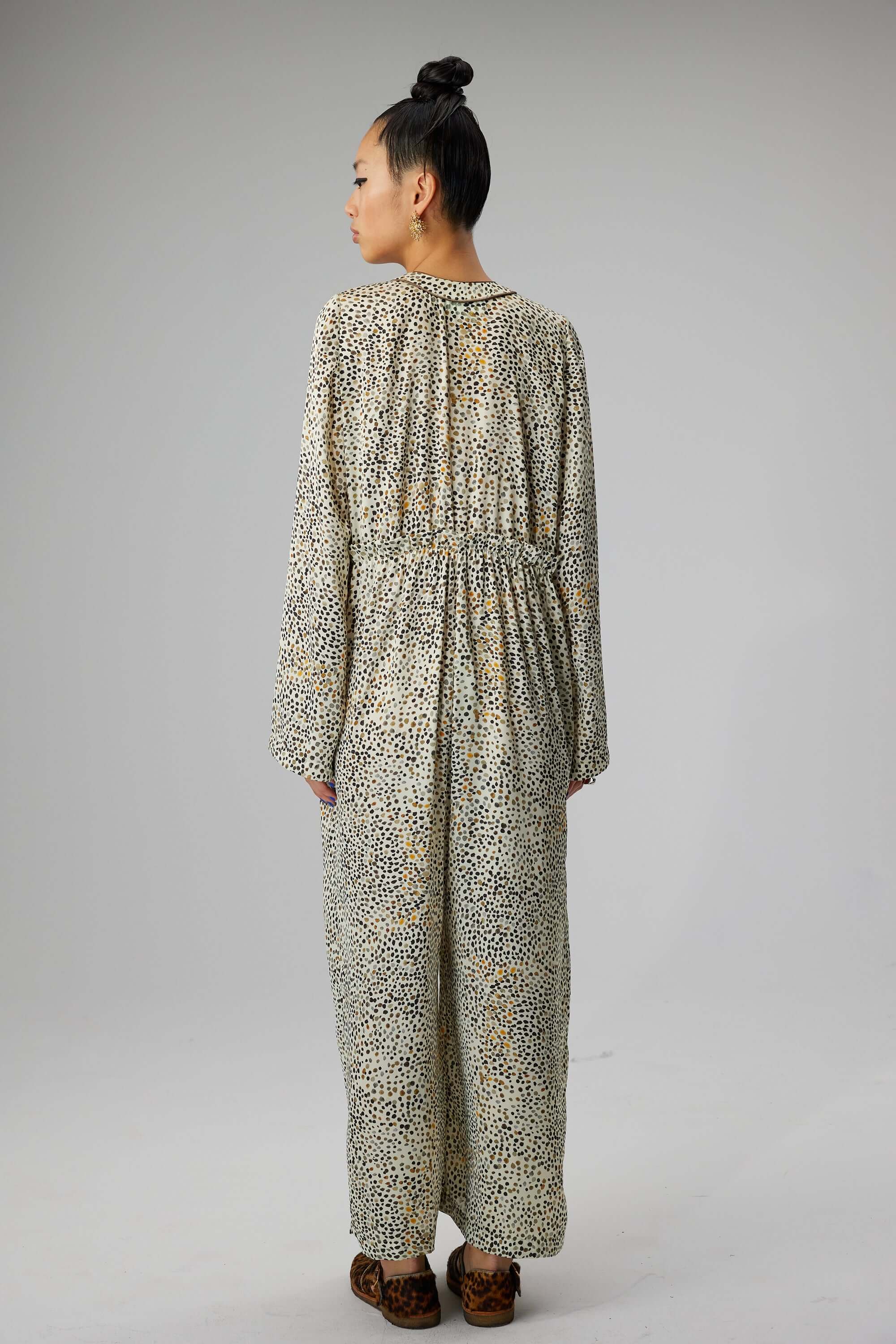 Combinaison Yoka en imprimé Panthère blanche