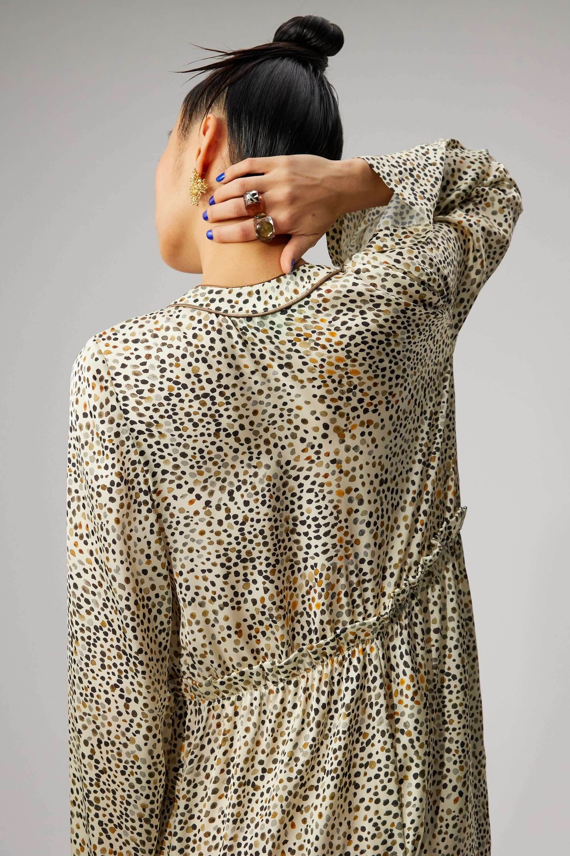 Combinaison Yoka en imprimé Panthère blanche