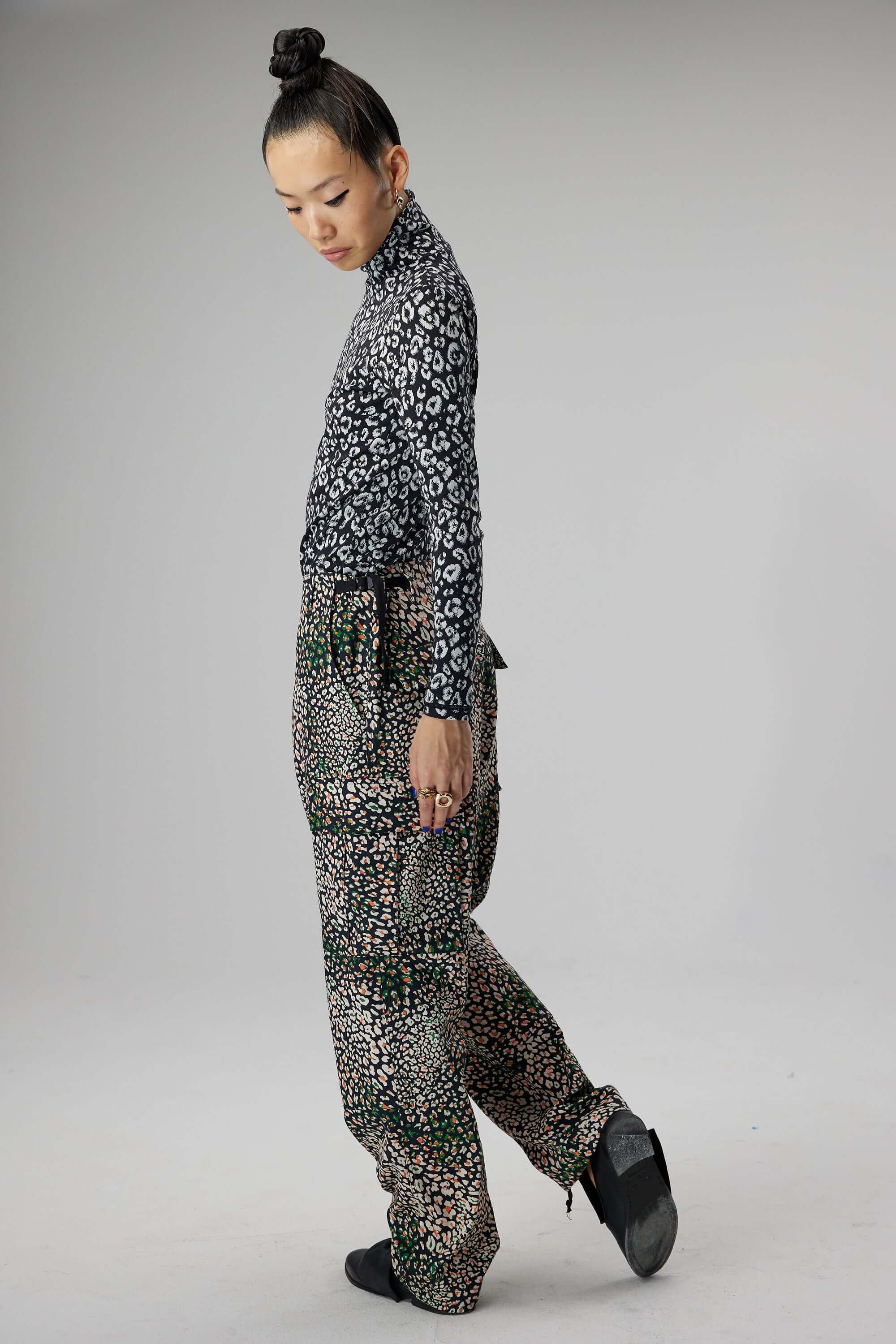 Santino pants in wild Leopard print