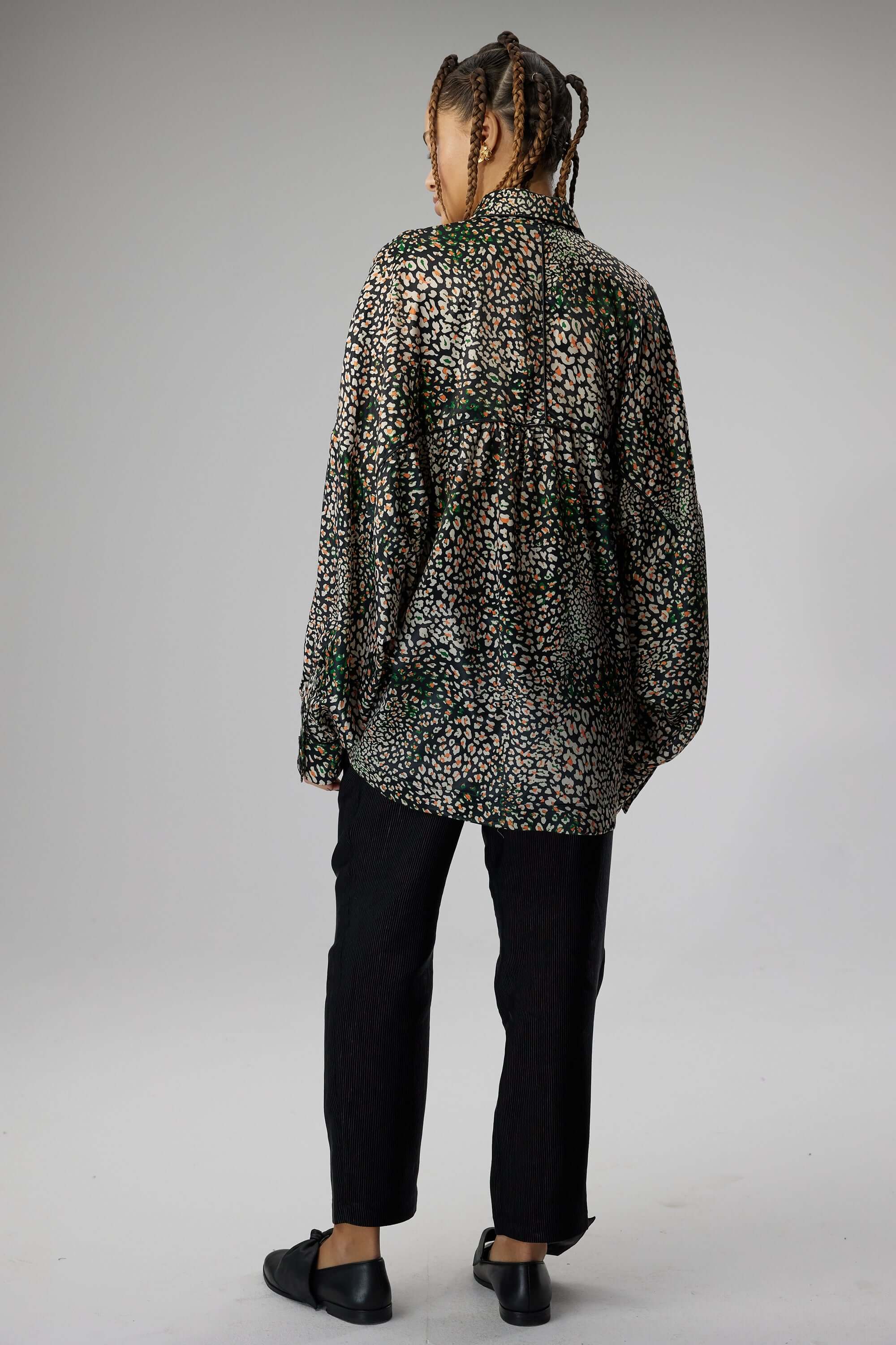 Tasman shirt in wild Leopard print