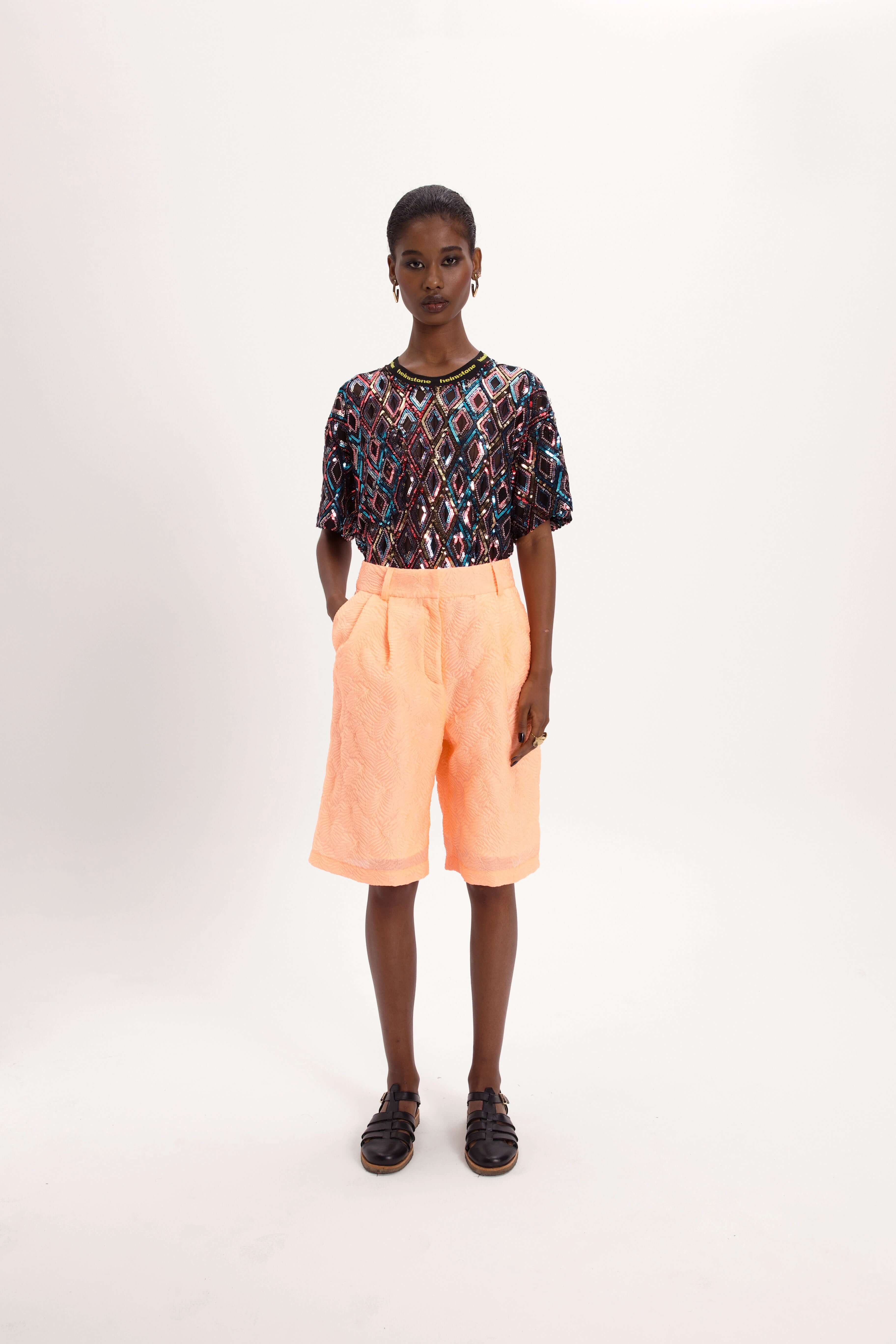 Moor Bermuda in Urchin Roe Canvas