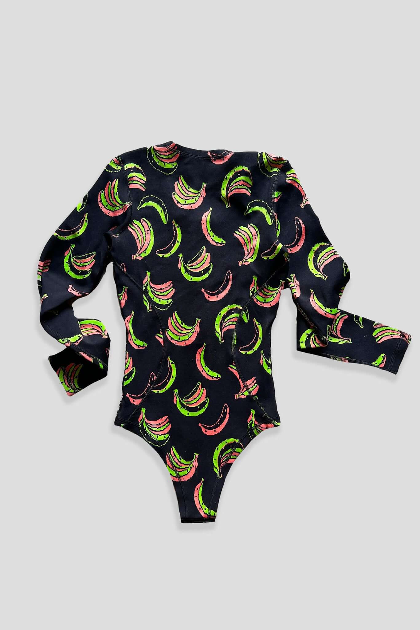 Body Lou in Banana jersey