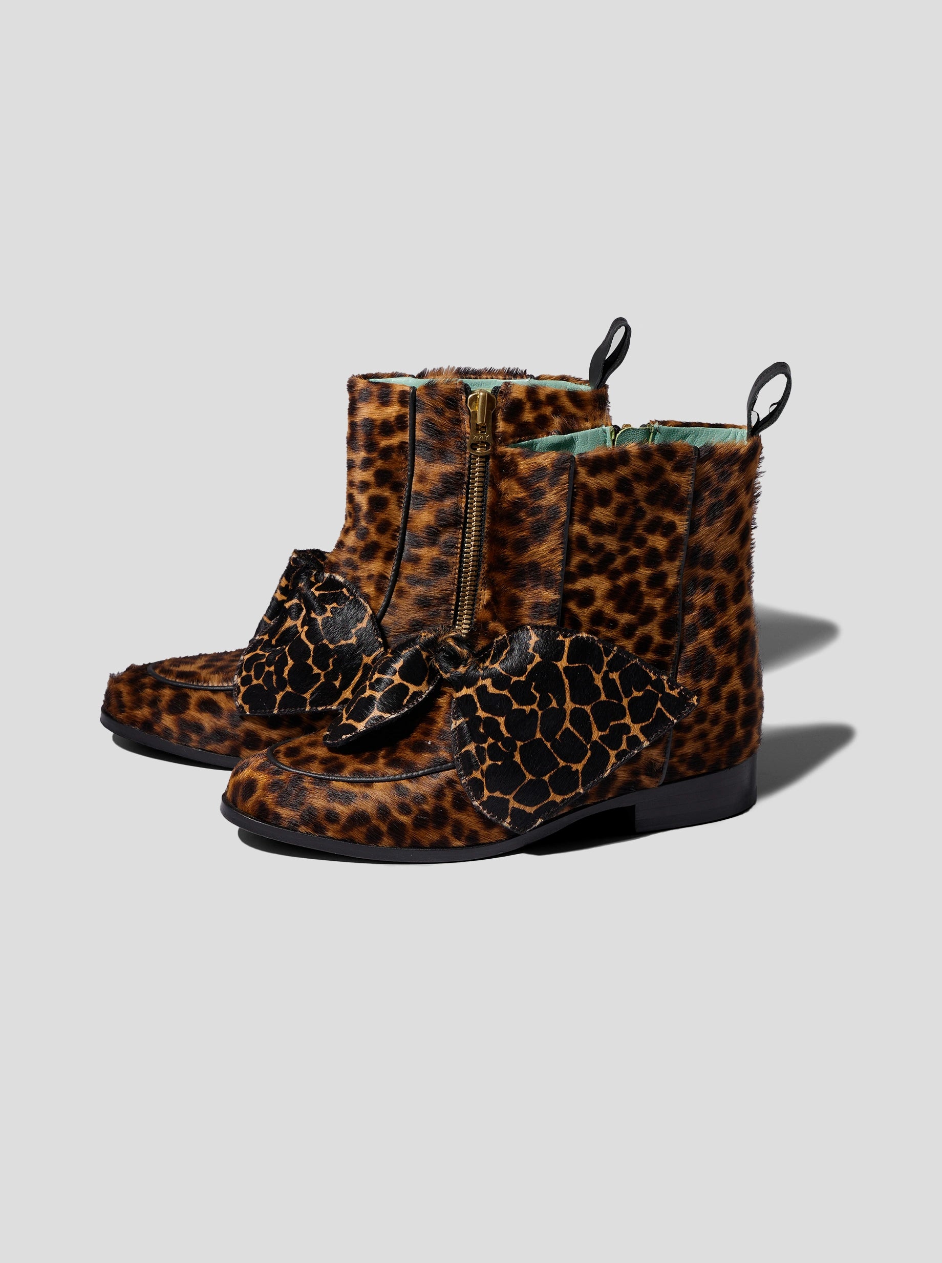 Bottines BB en cuir imprimé léopard et girafe