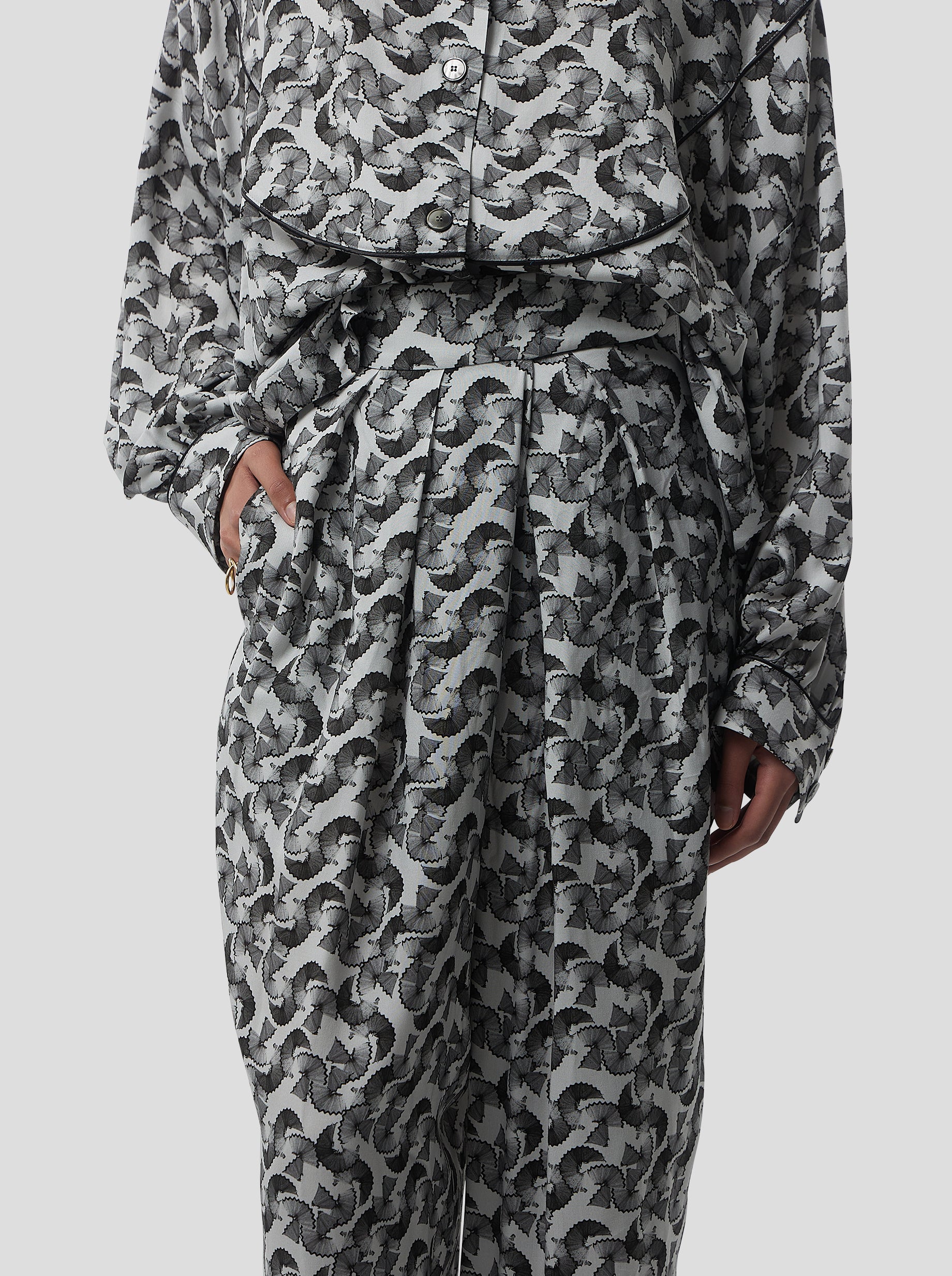 Sakis Pants in Lead shavings print