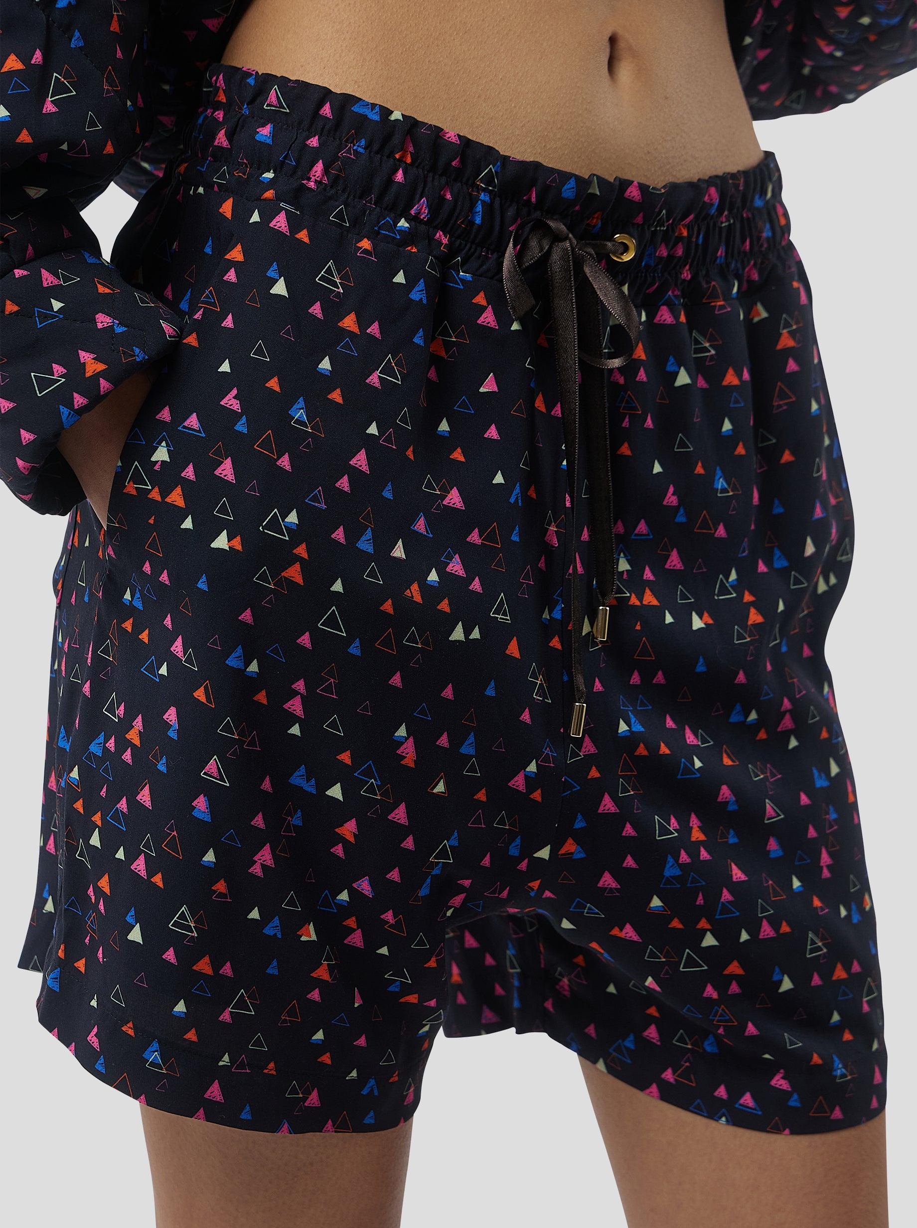 Eilish short in Black Zodiac Print