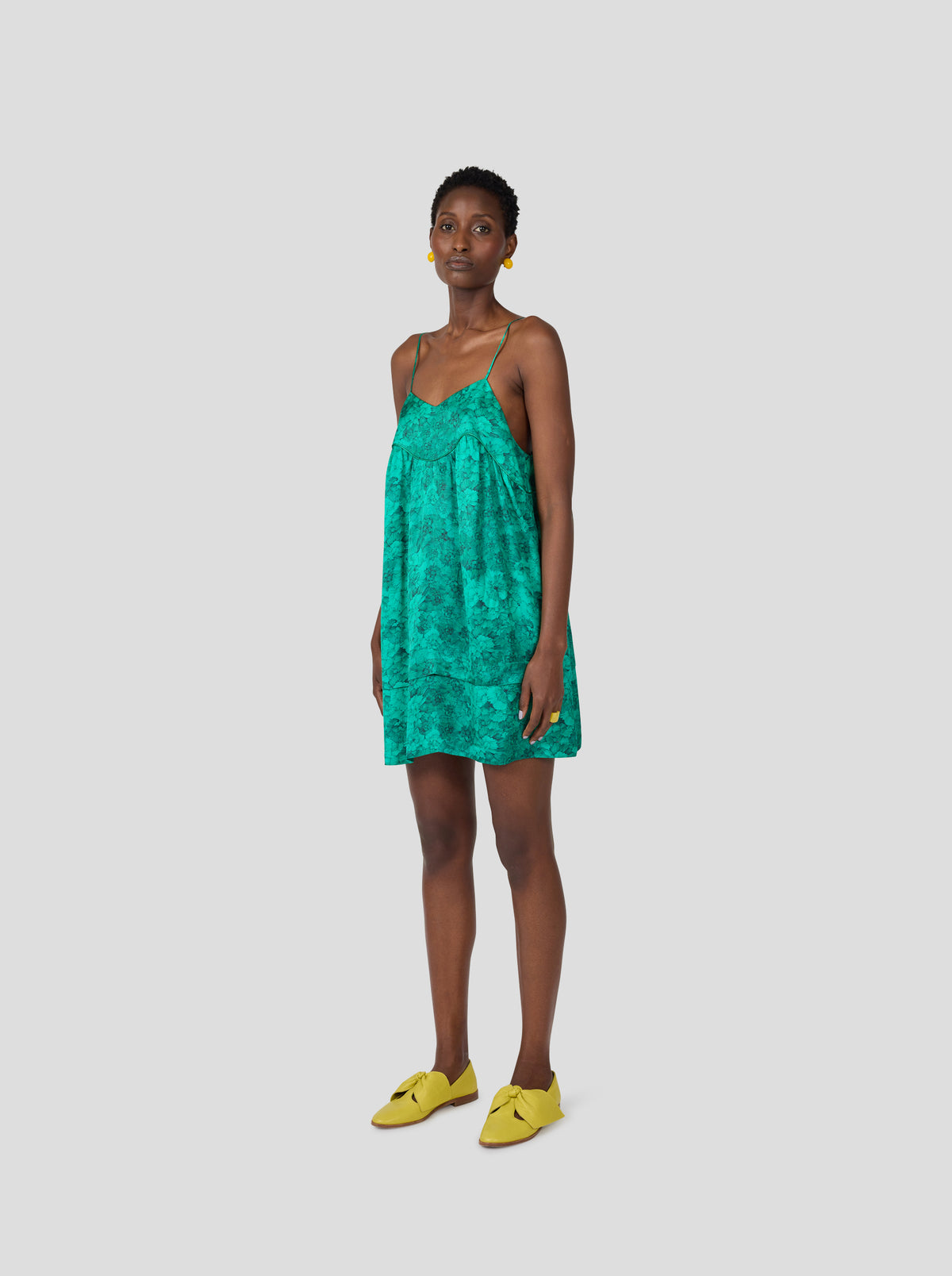 bridesmaid dresses long island Lavetir Champagne A-Line/Princess V-Neck with Ruffles 2026 leading to potential differences Ever-Pretty Tulle Party Dress color:SUNNY LIME trends_Mini