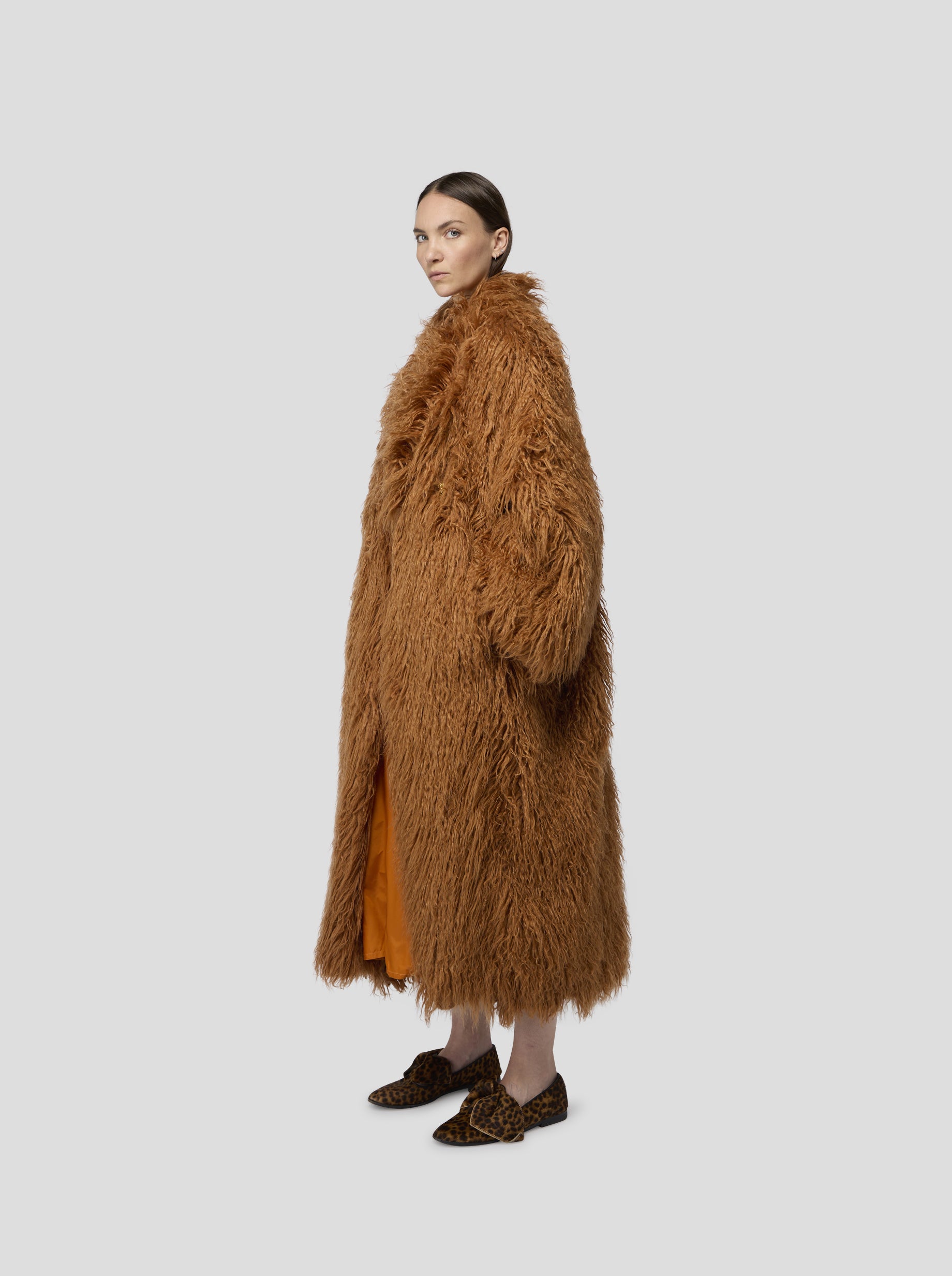 Eren Coat in Fire Grizzly Fur