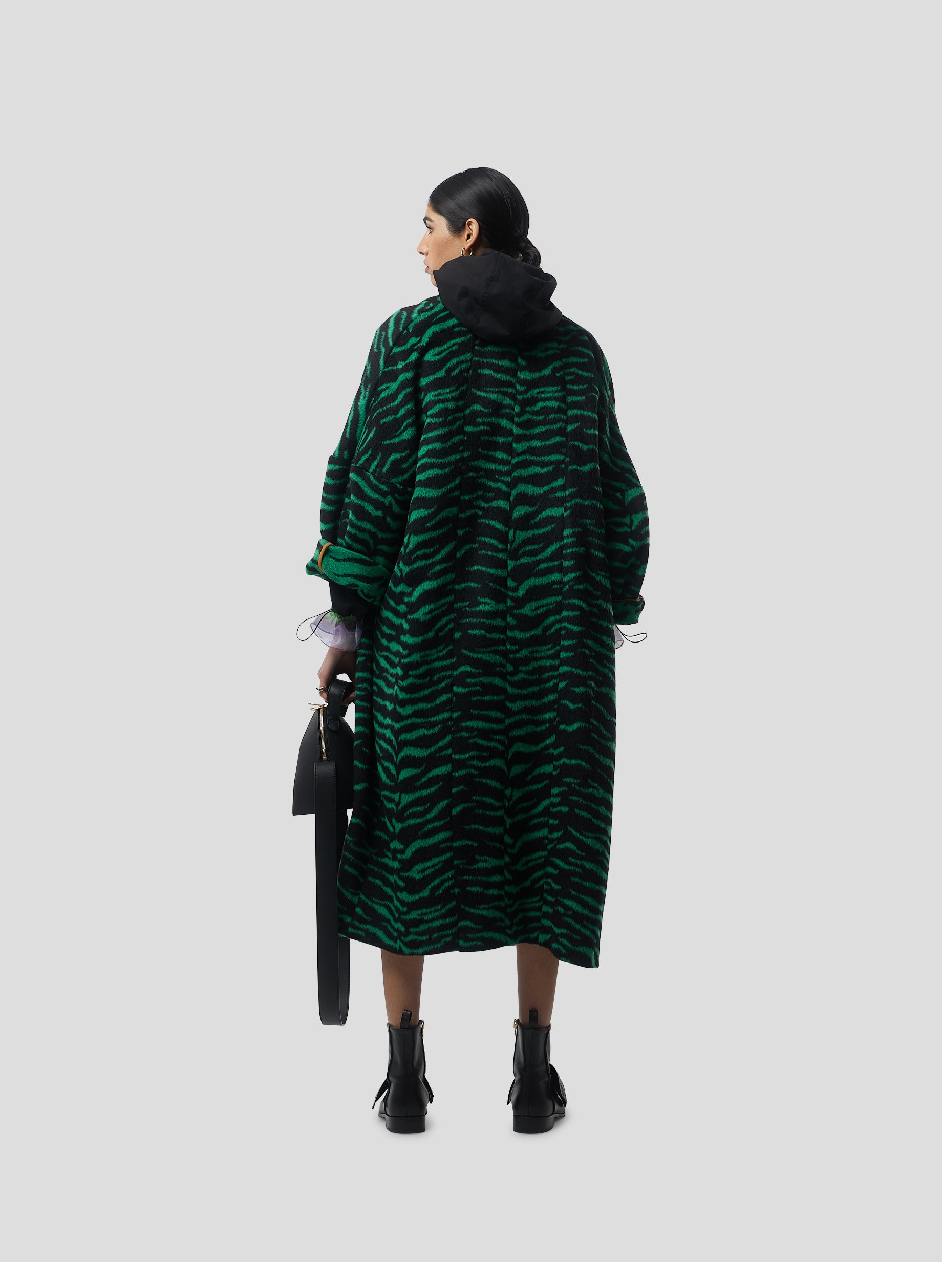 Eren Coat in Forest Green Zebra Wool