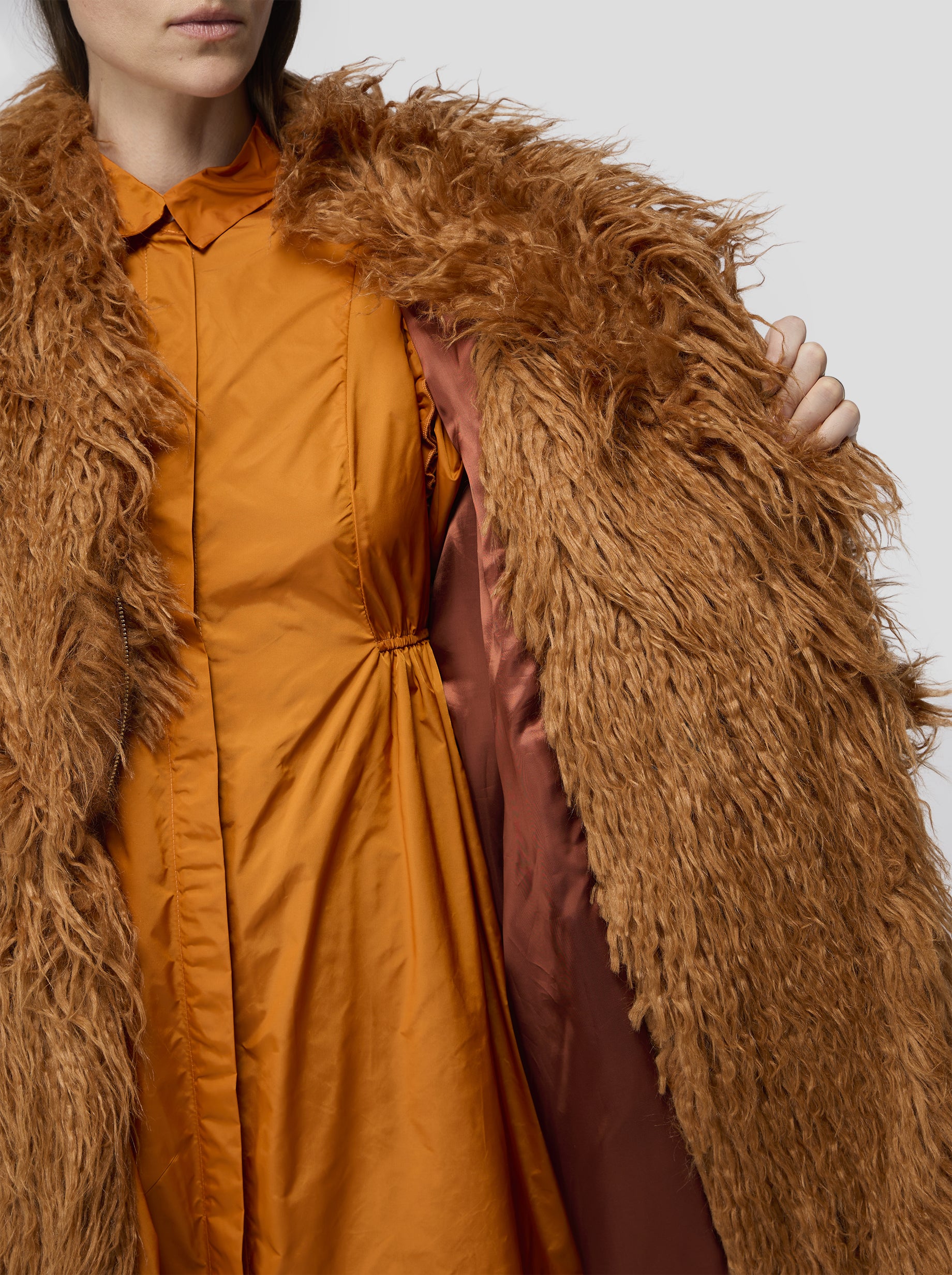 Eren Coat in Fire Grizzly Fur