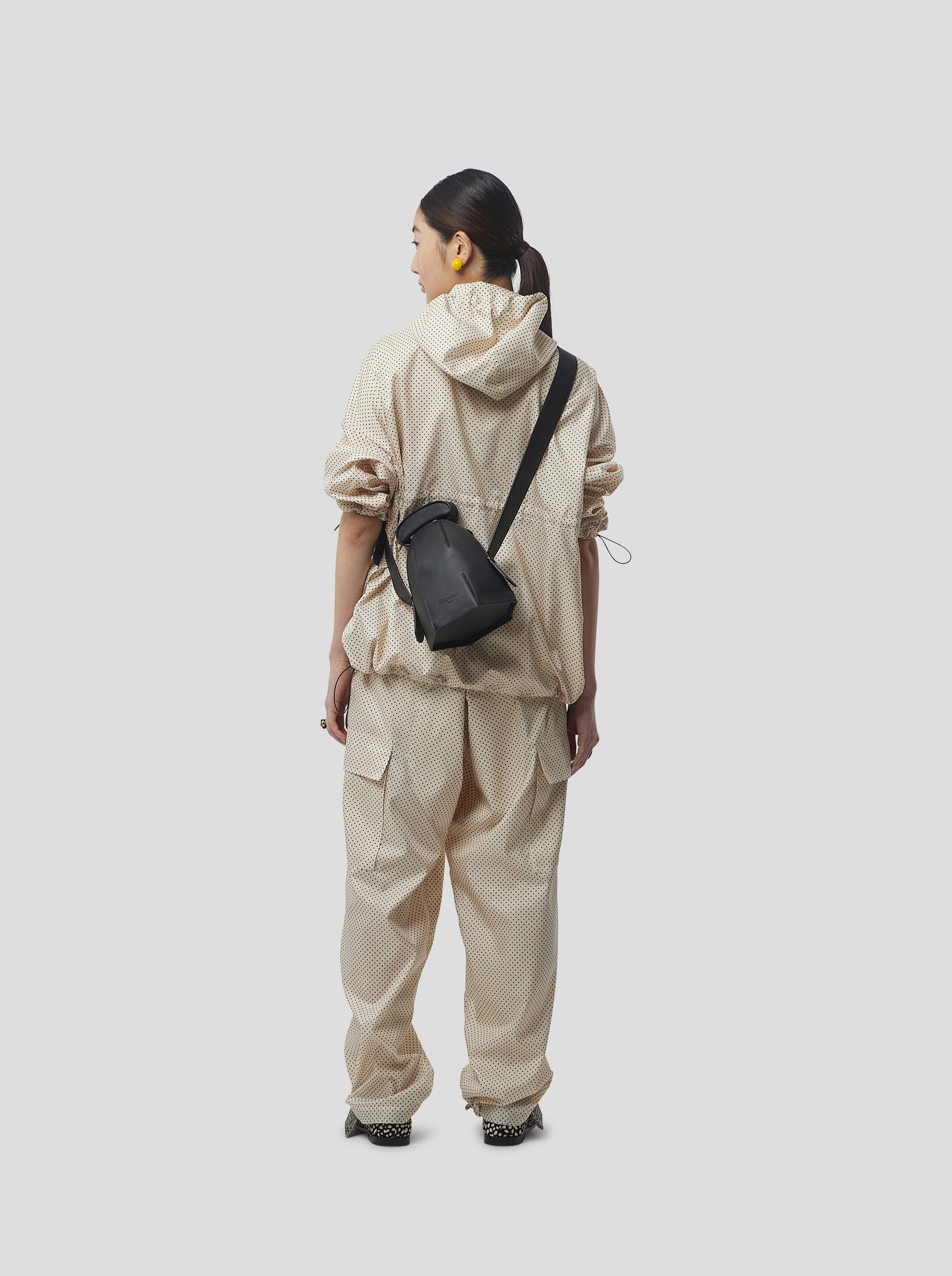 Tony Windbreaker in Black-Dotted Sand Technical Fabric