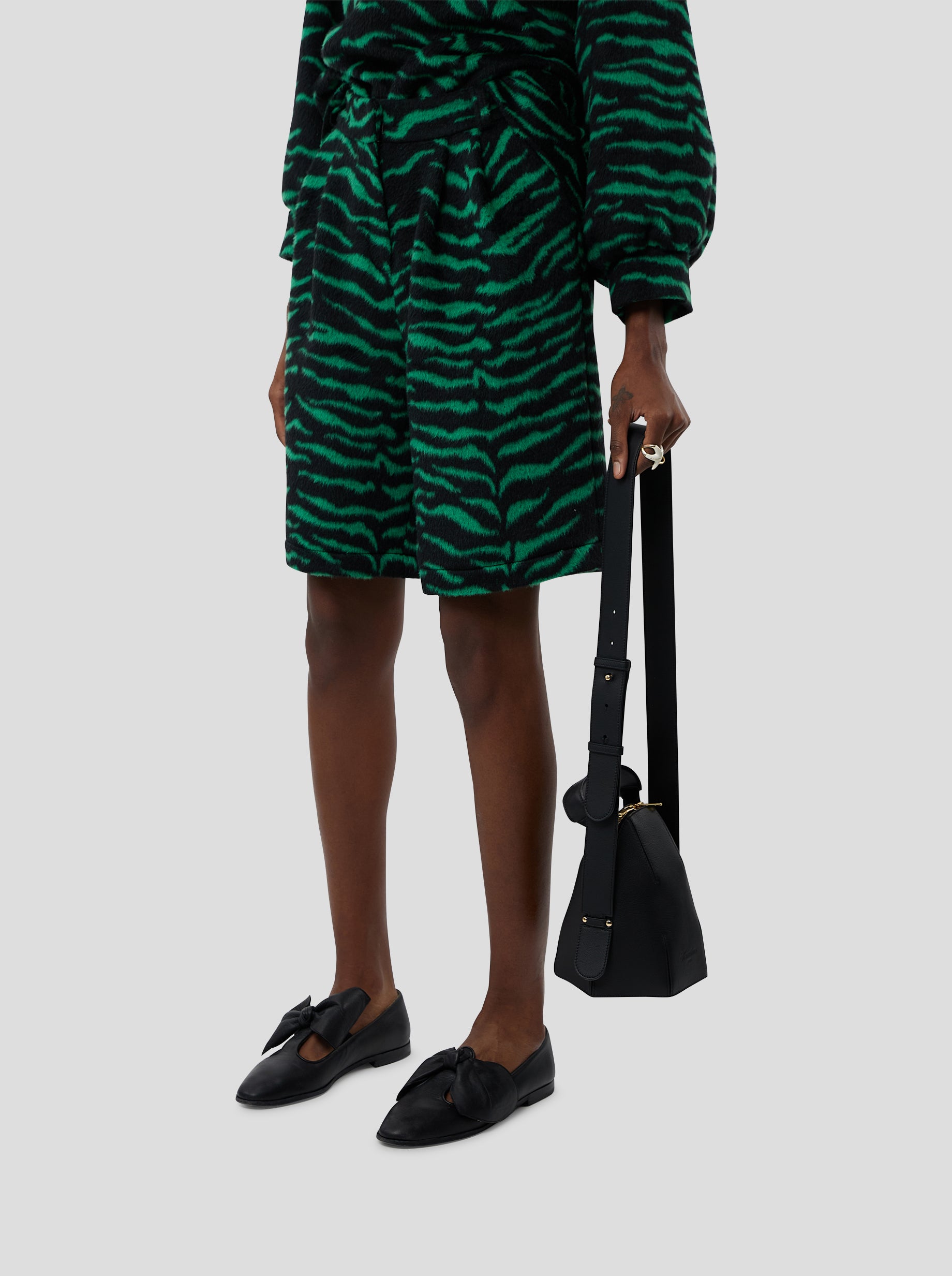 Moor Bermuda in Forest Green Zebra Wool