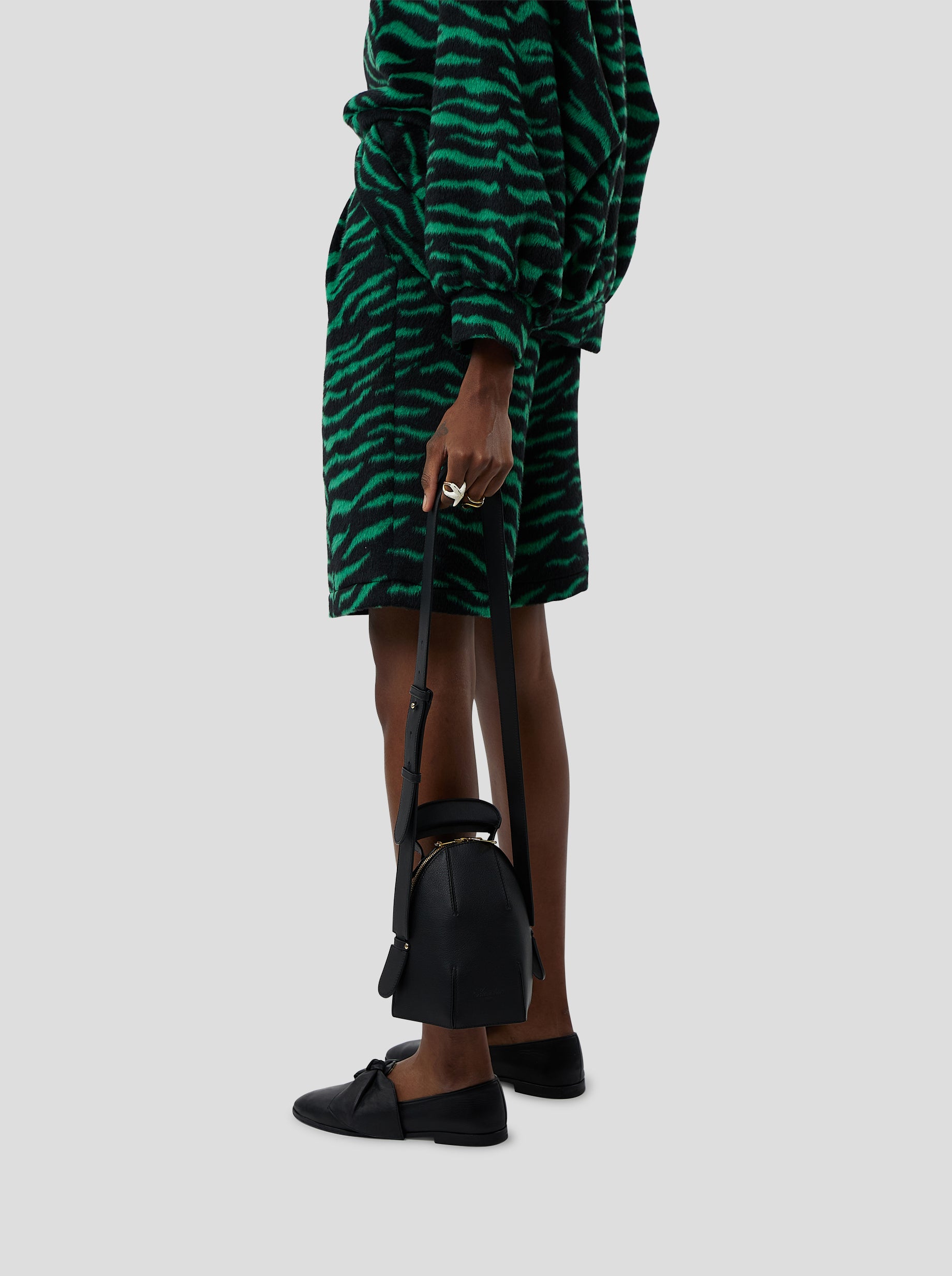 Moor Bermuda in Forest Green Zebra Wool