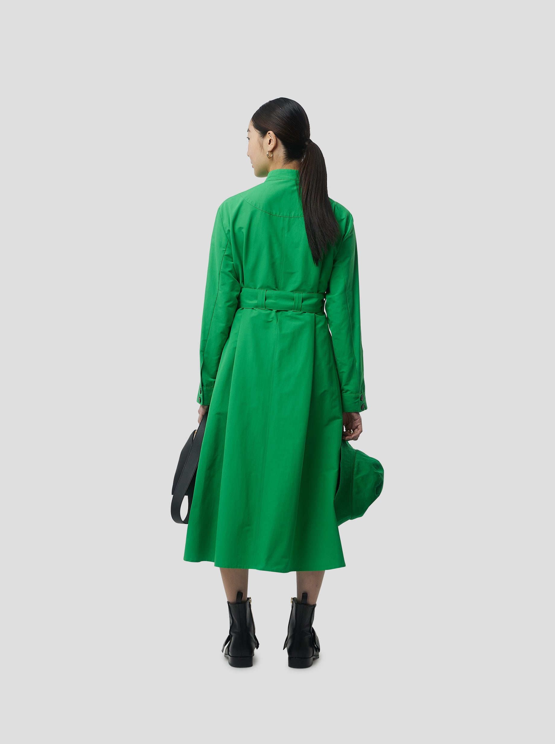 Kurtis Dress in Soft technical fabric in Kelly Green