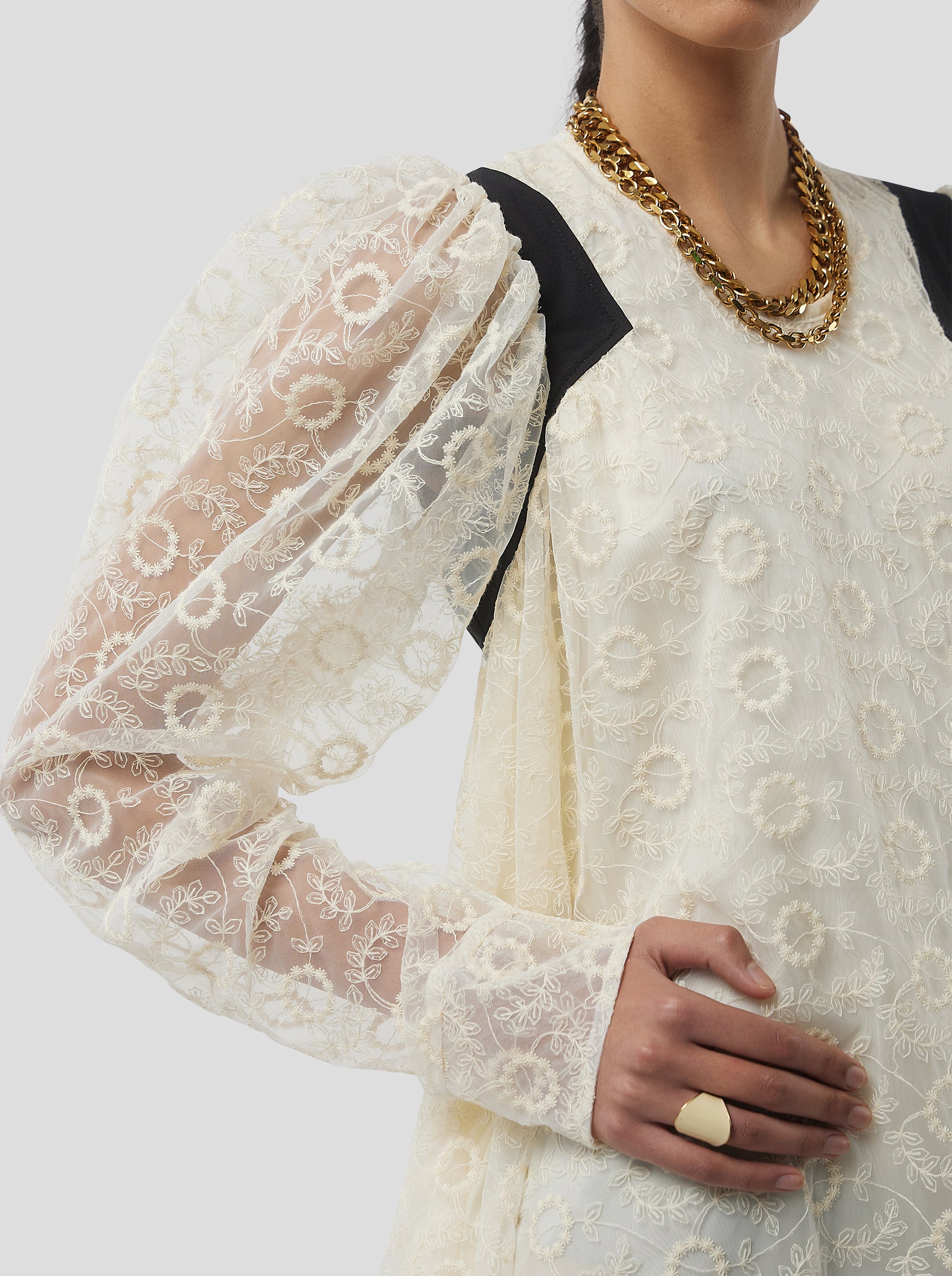 Plum dress in Ecume Lace