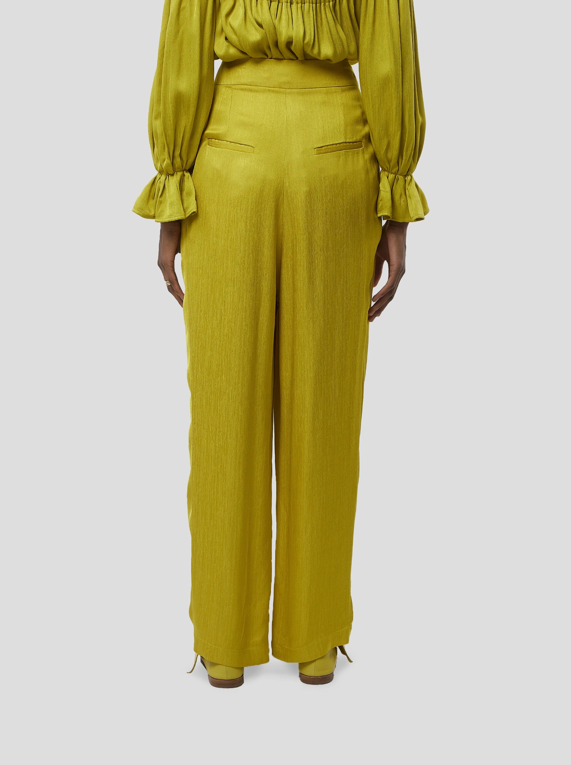 Sakis Pants in Marsala Souffre