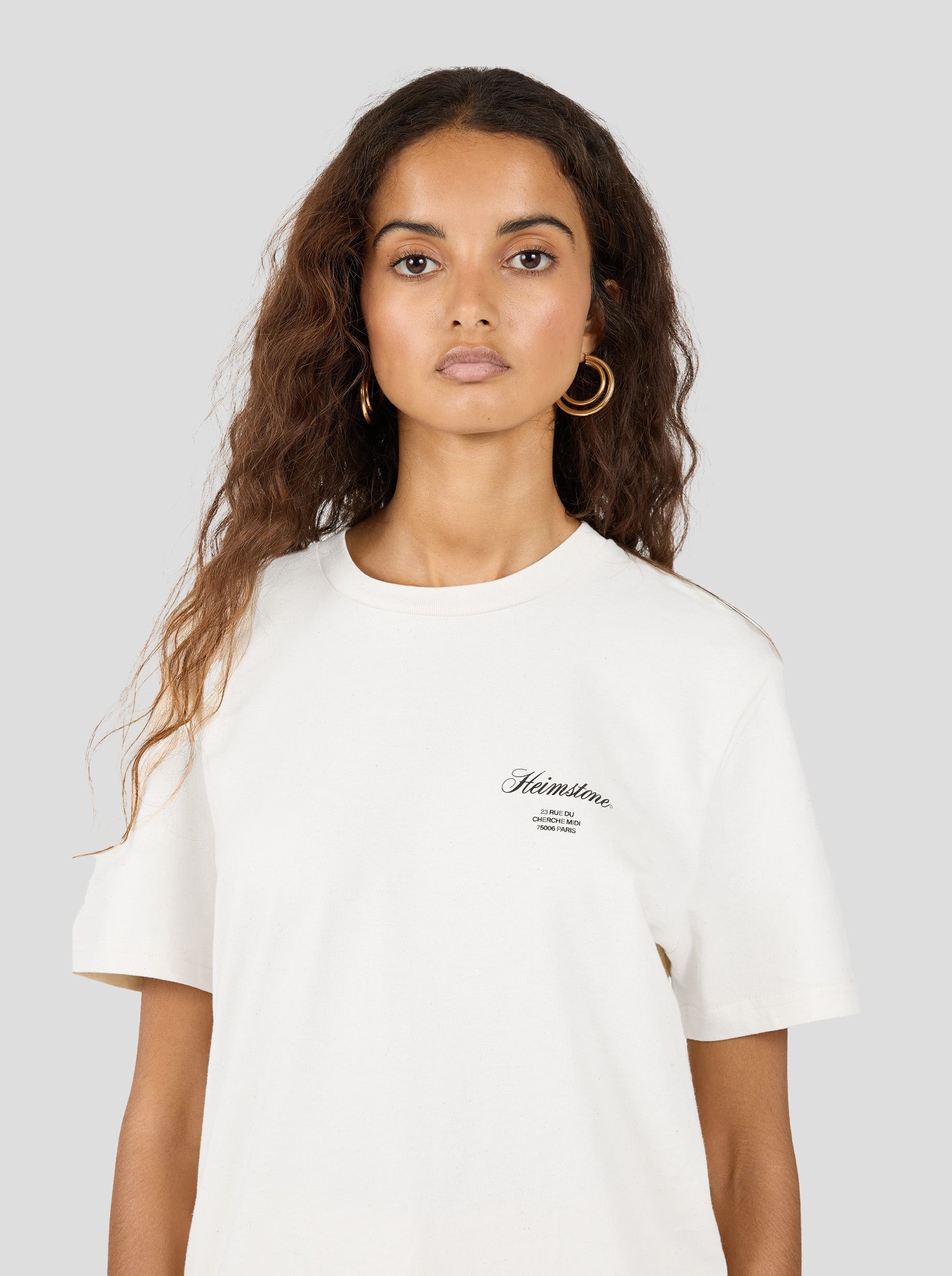 T-shirt Collector Unisexe – Crême avec Logo Heimstone Noir