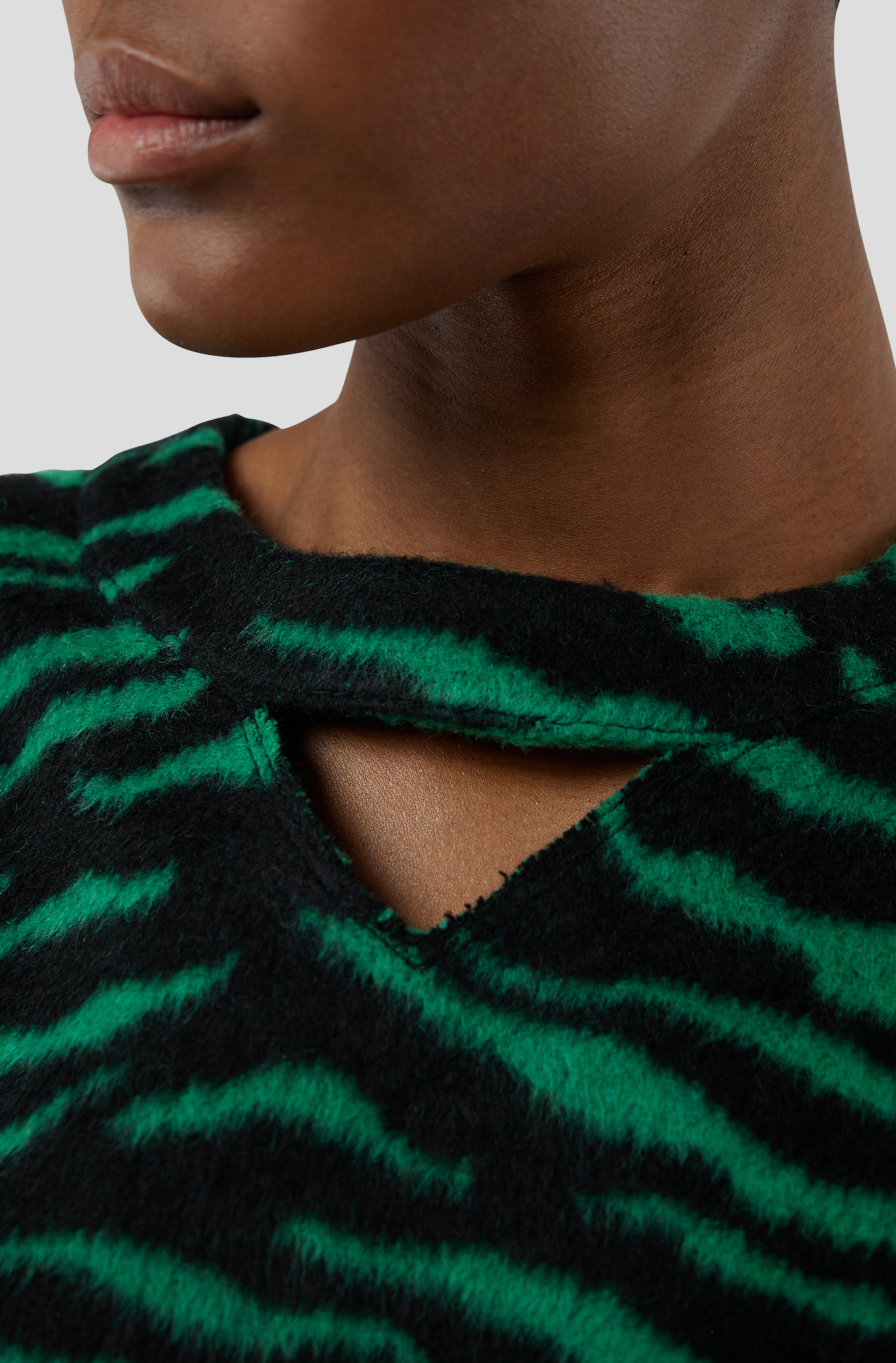 Brooklyn Jumper in Forest Green Zebra Wool