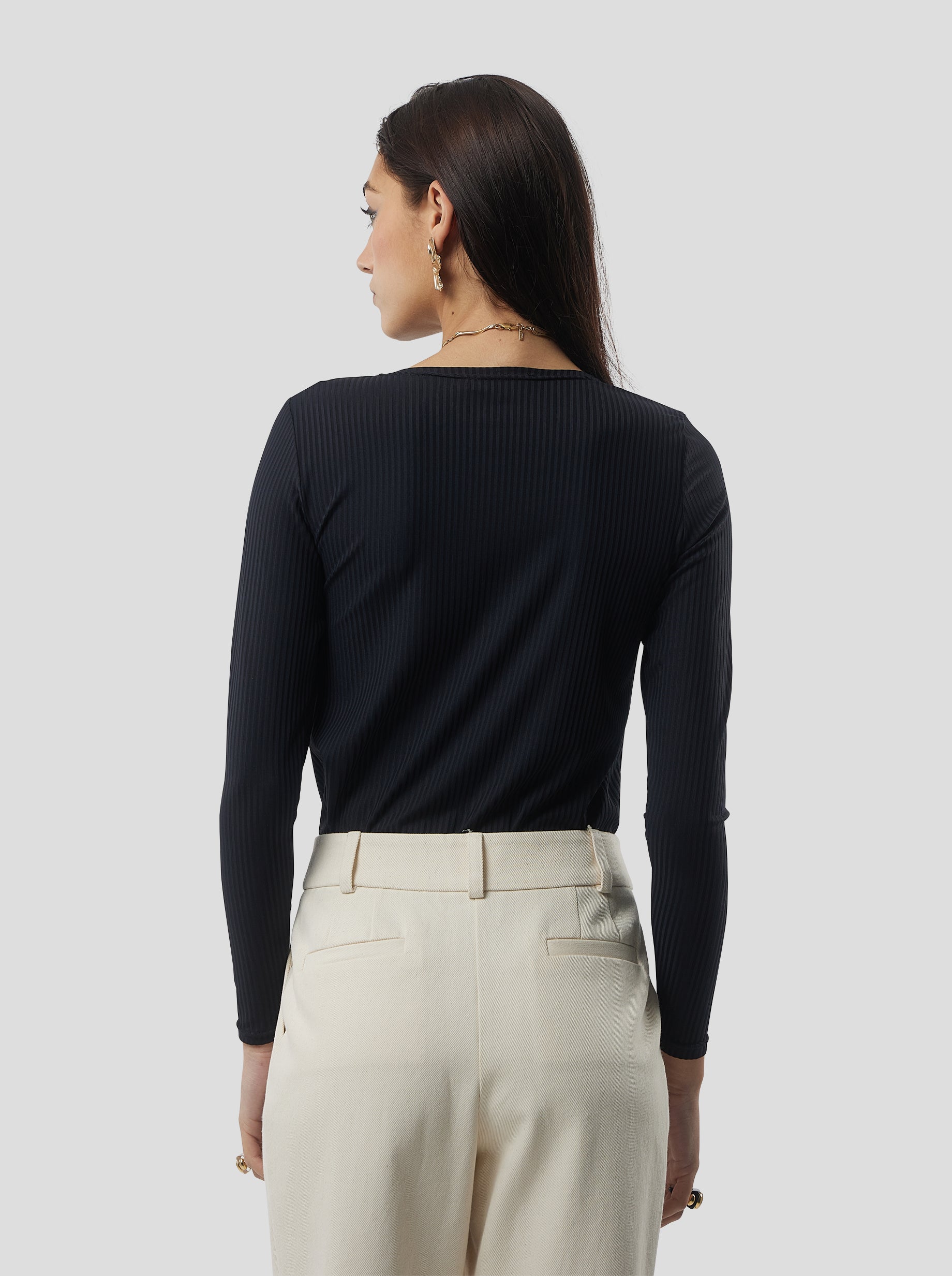 Samy Top in Black sculpting ribbed jersey