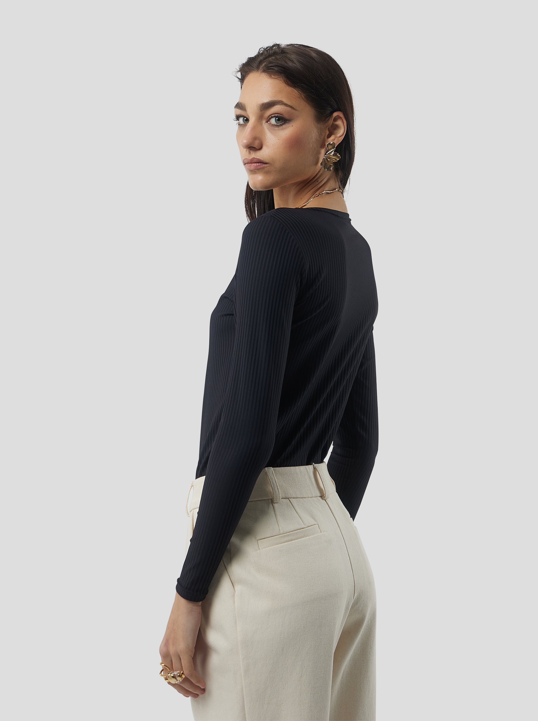 Samy Top in Black sculpting ribbed jersey
