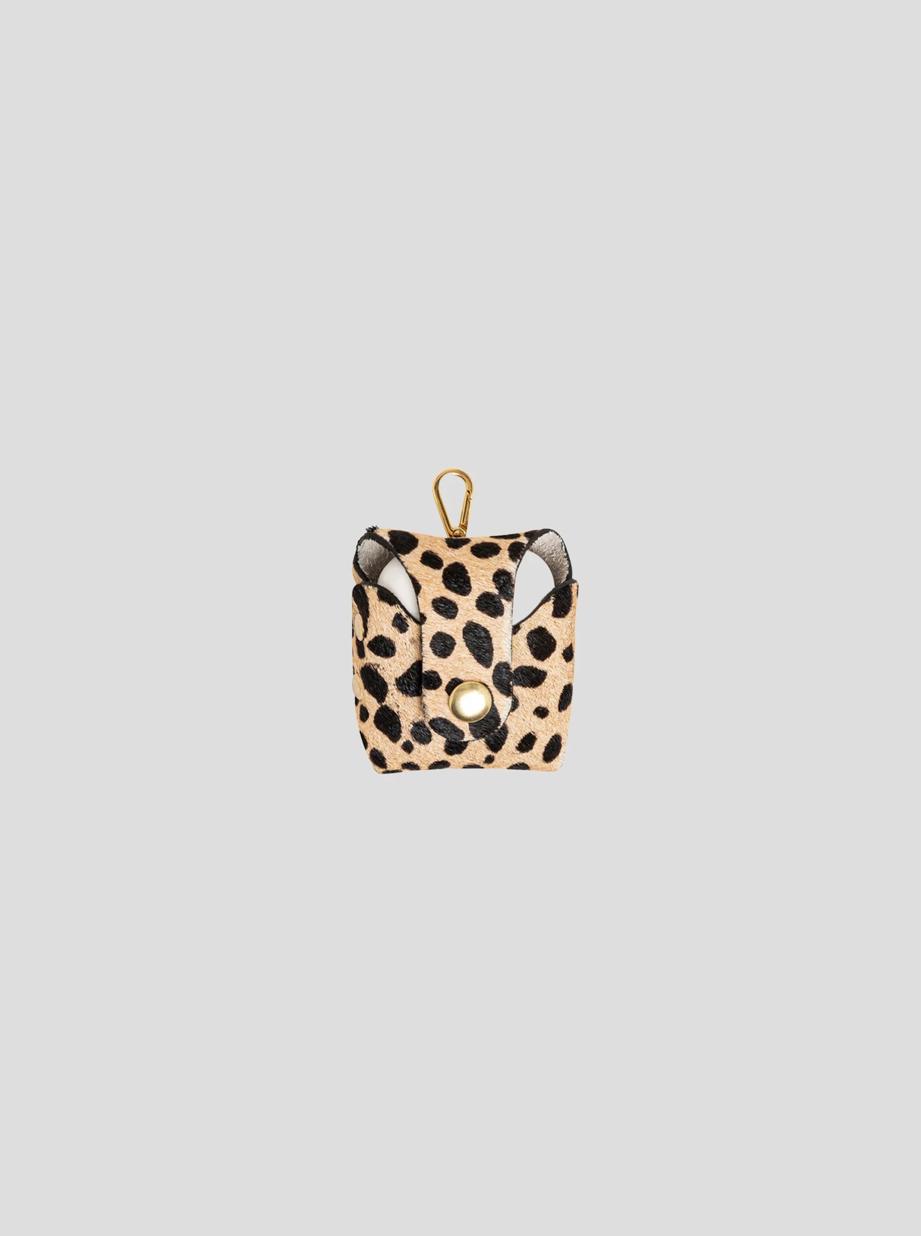 The Minis - Airpods case in Cheetah printed leather