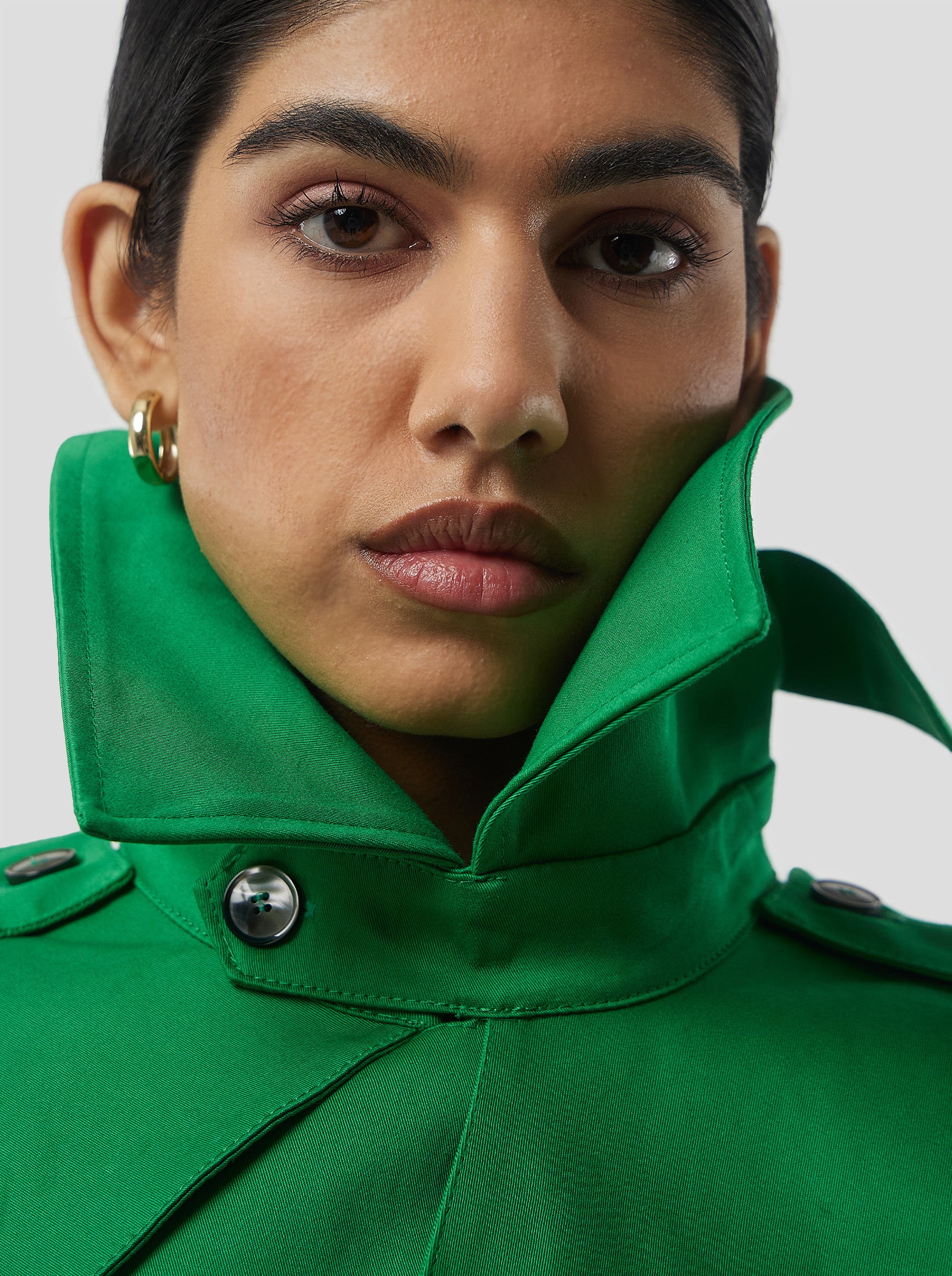 Trench Crop Trevor in Technical Kelly Green fabric
