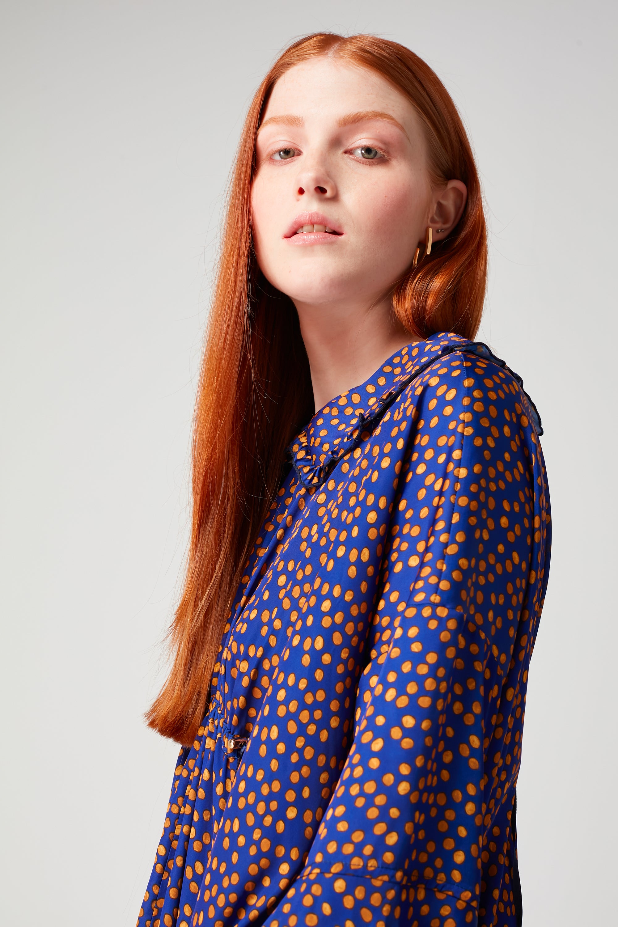 Scarlett dress in navy blue Messy Dots