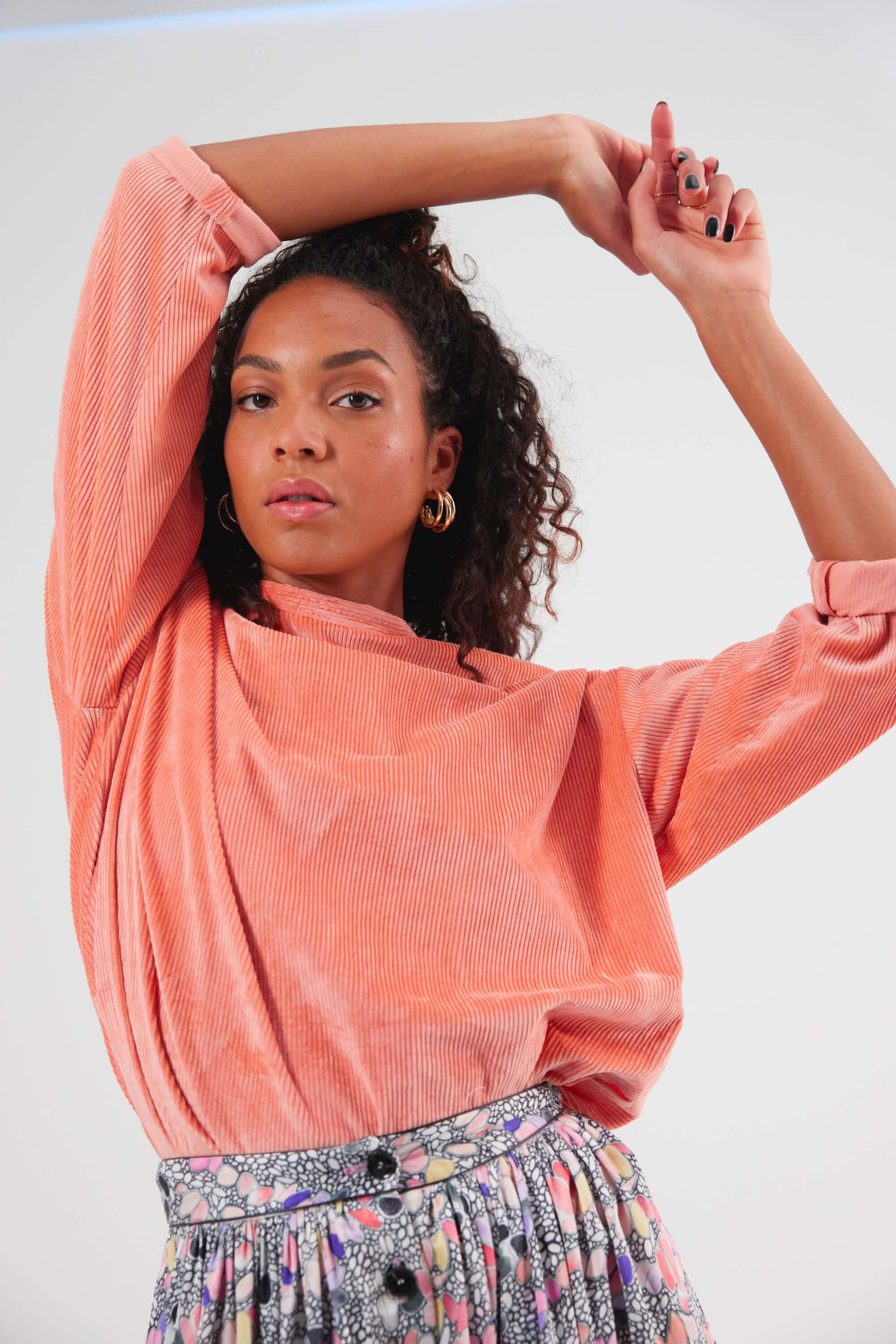 Bobbi sweater in pink Sakura | Heimstone