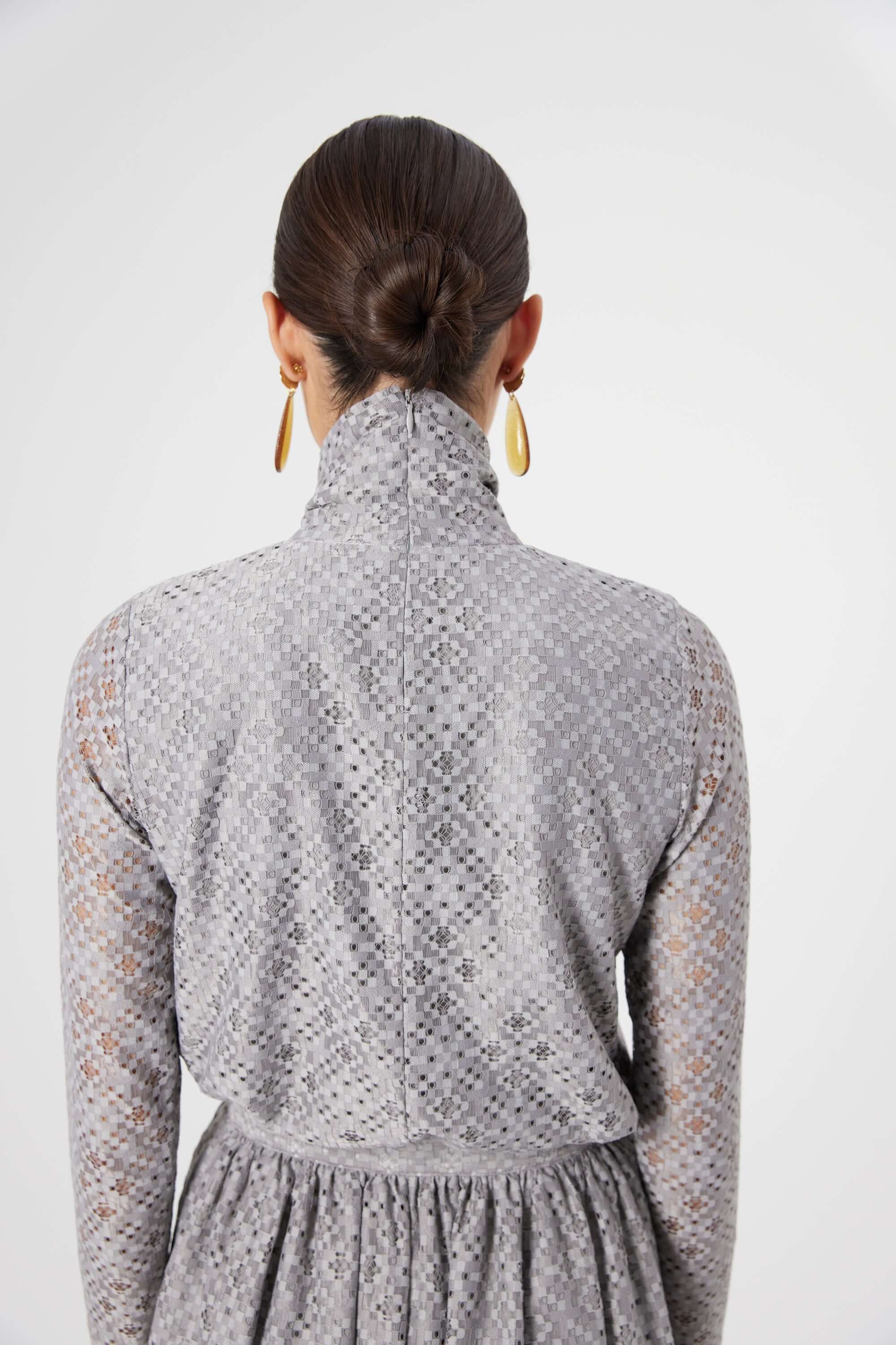 Come top in Zinc lace