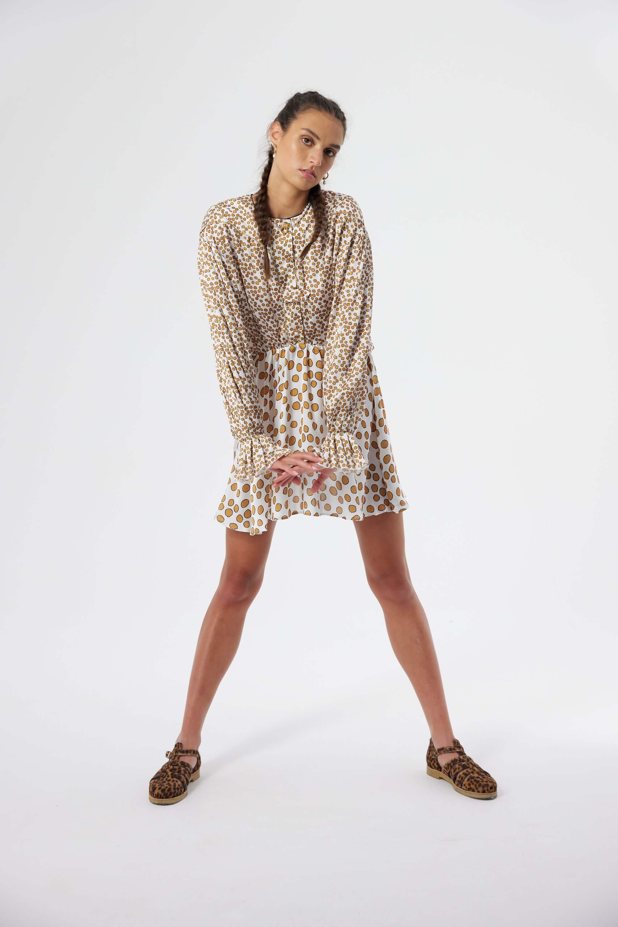 Trigalière dress in white Messy Dots | Heimstone