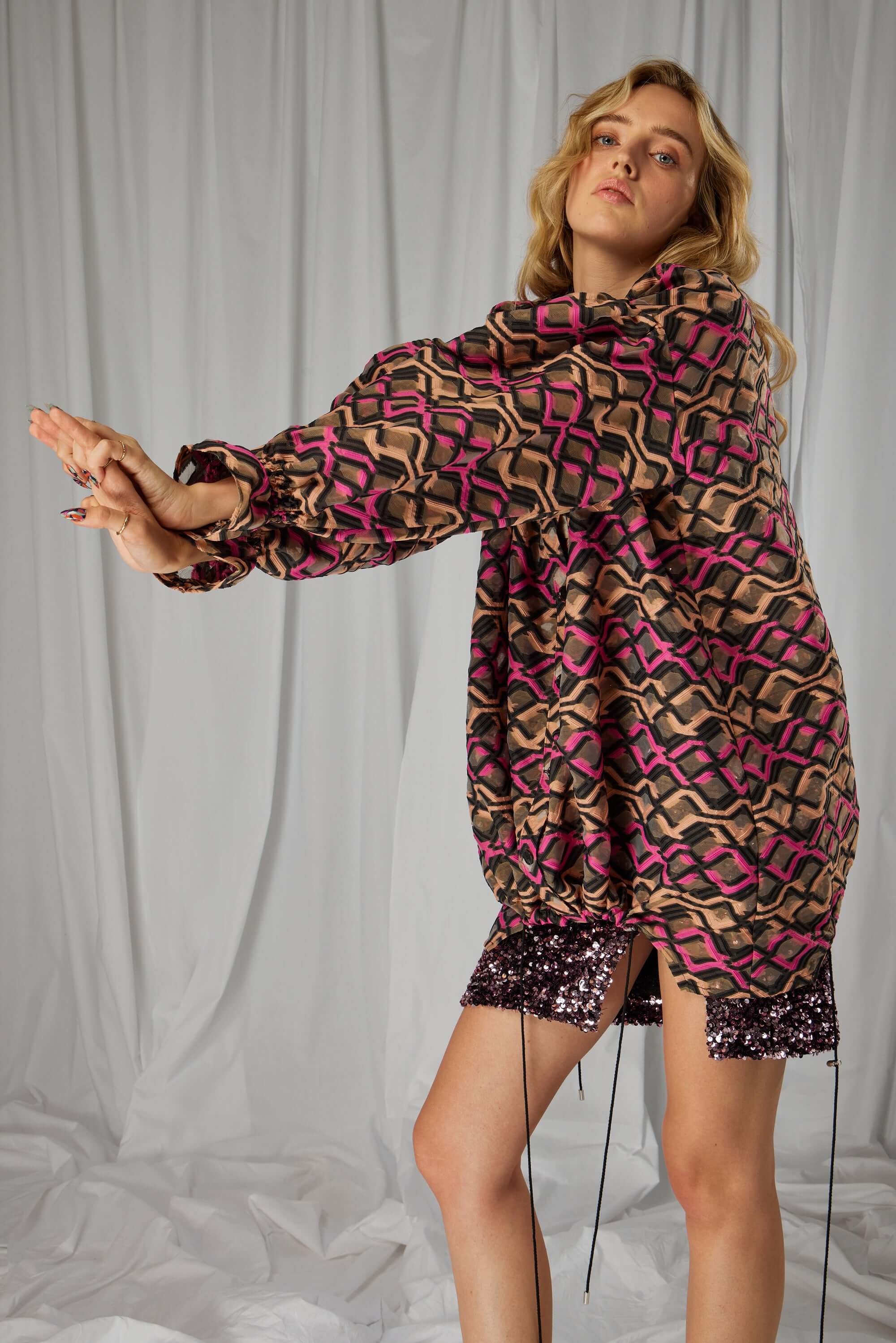 Owen shirt Organza embroidery Matrix