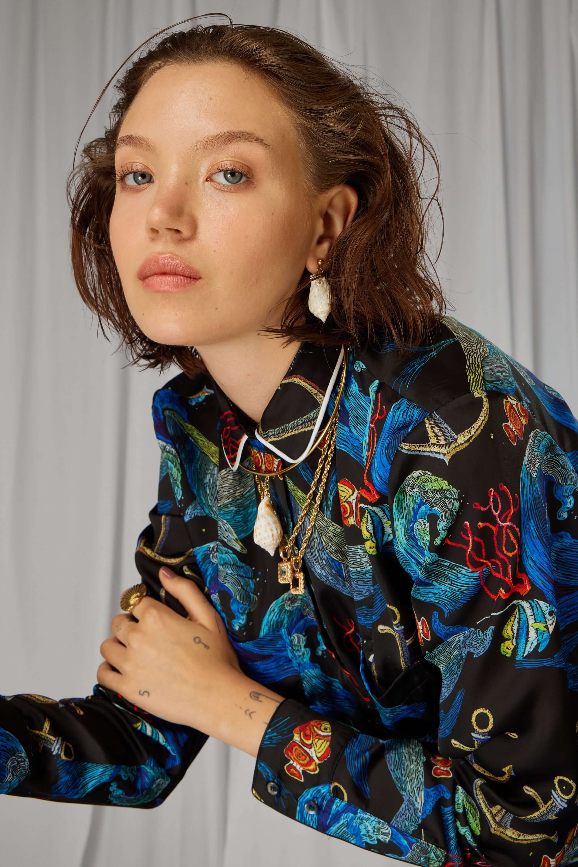 Dori shirt in Storm print