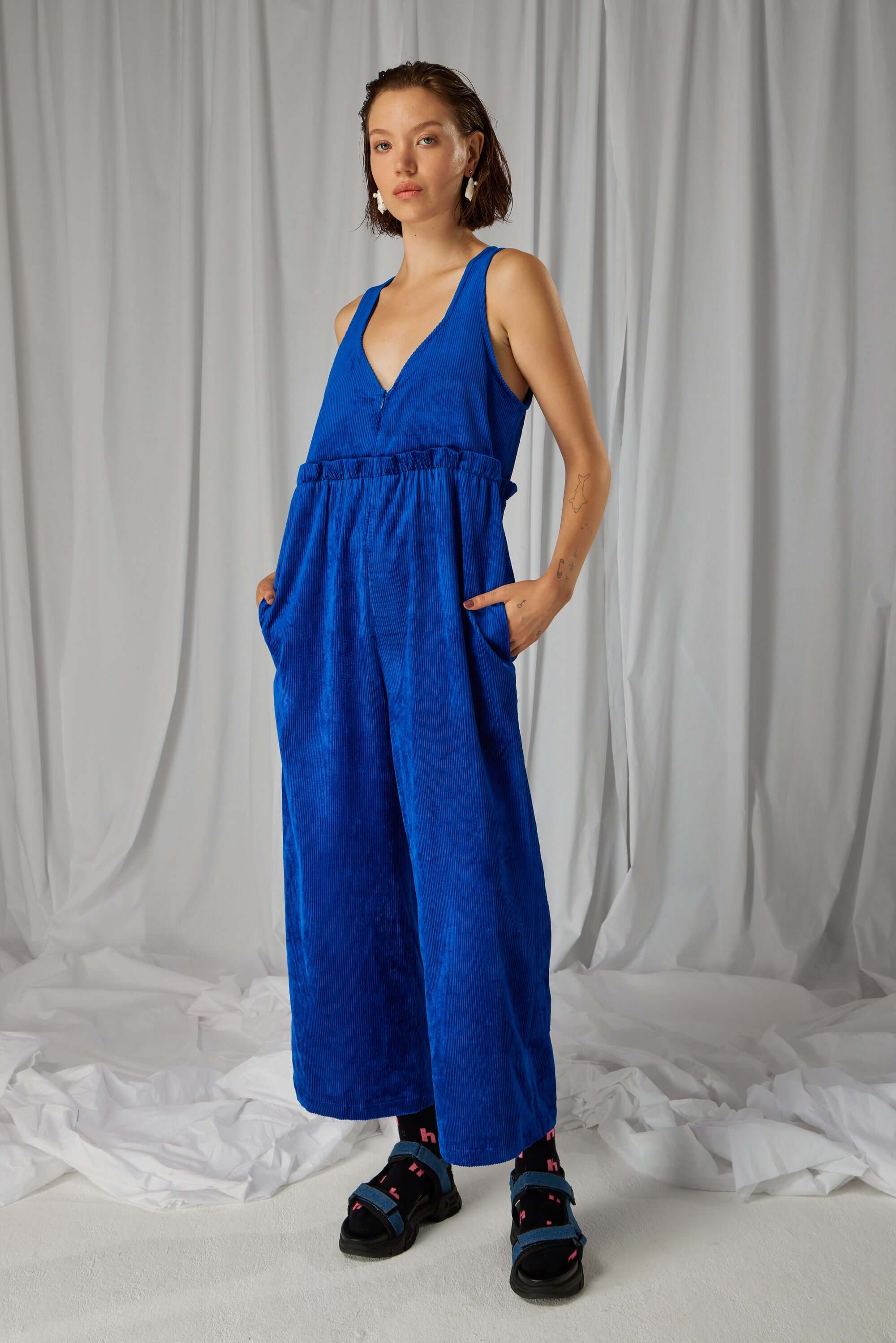 Lottie jumpsuit in Abysse corduroy
