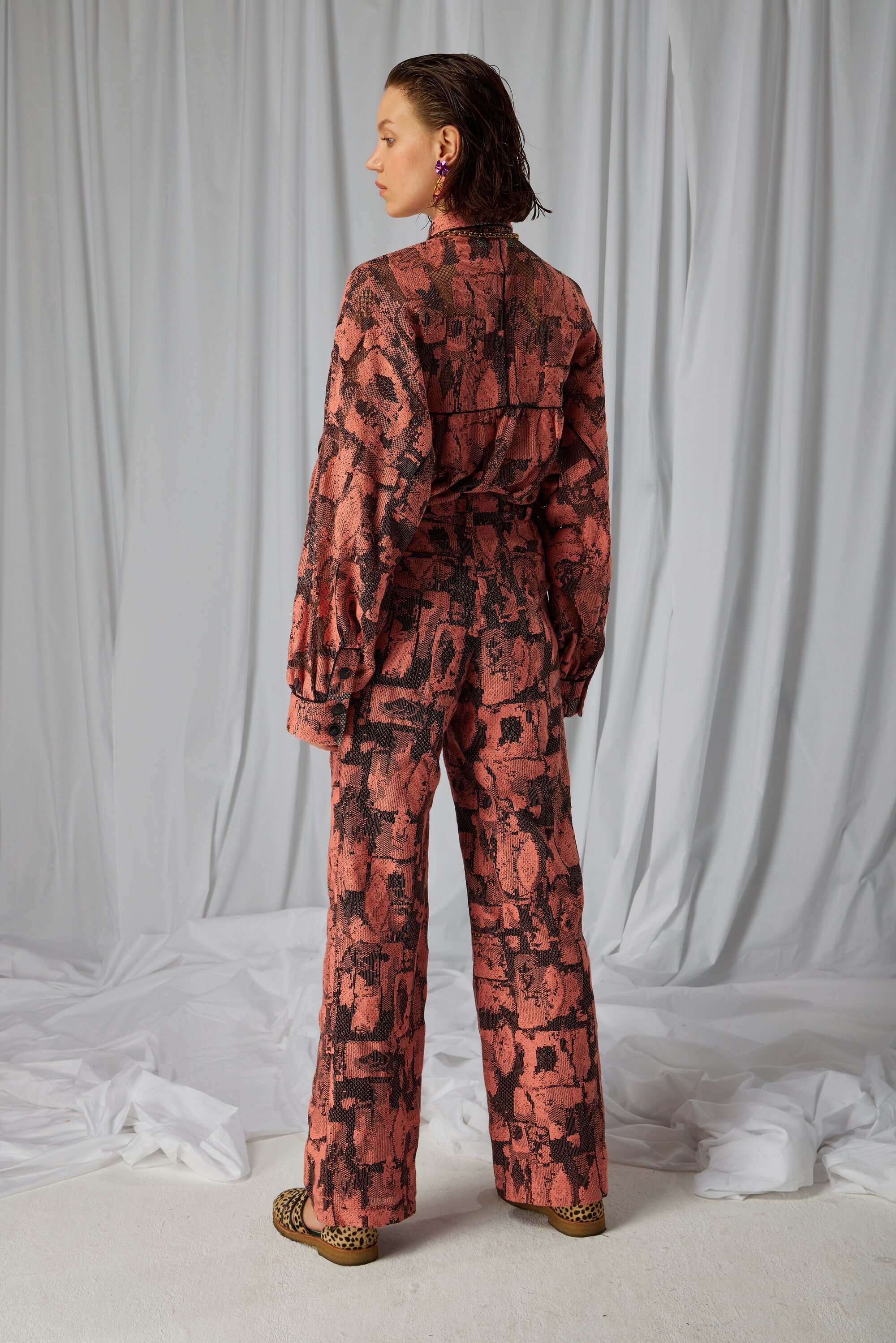 Moor pants in Brutalistic lace